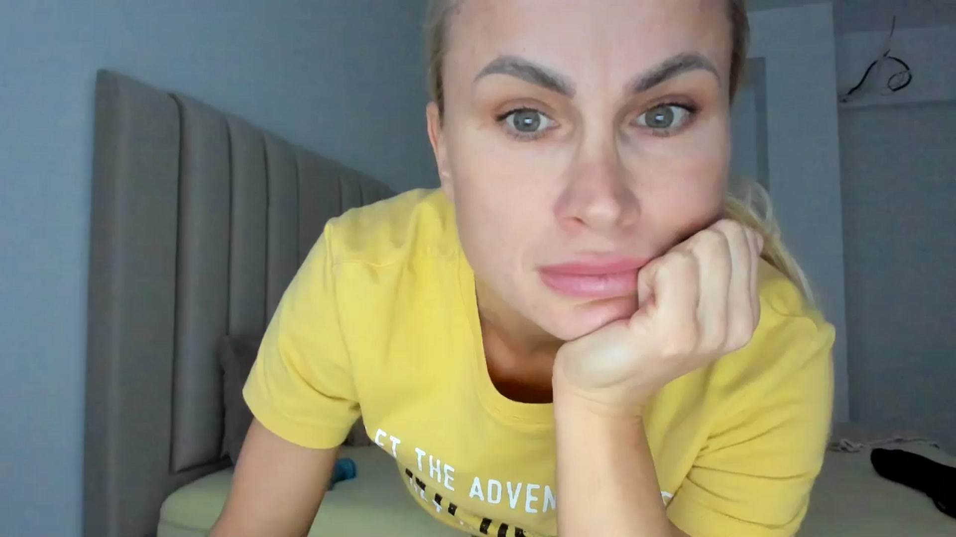 Gallery image thumbnail from Hrystina_'s myfreecams stream on, 01/20/2026, 16:11 image 1 of 20