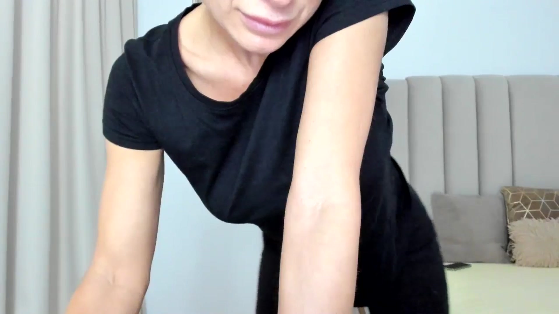 Gallery image thumbnail from Hrystina_'s myfreecams stream on, 01/23/2026, 17:08 image 12 of 20