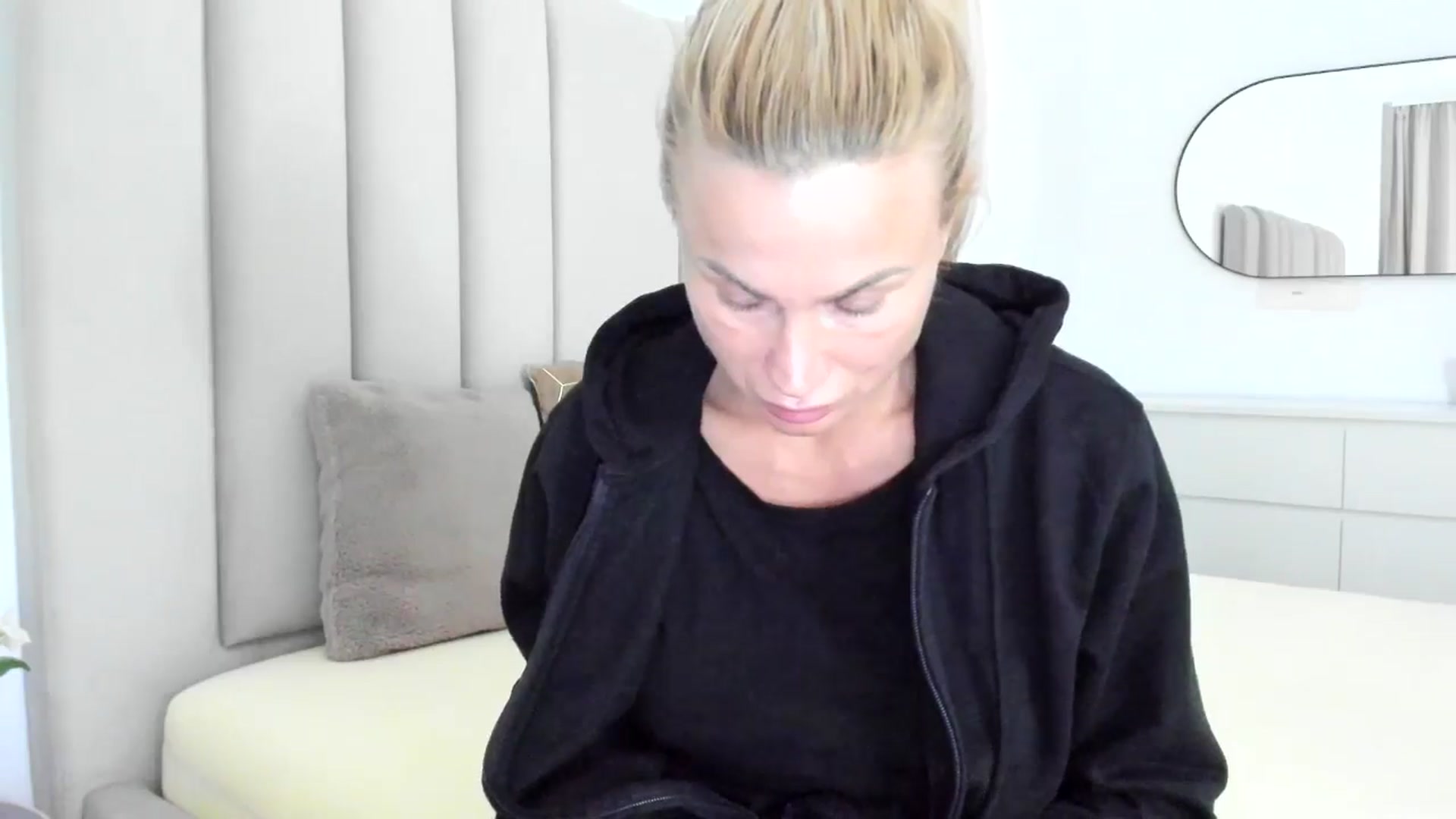 Gallery image thumbnail from Hrystina_'s myfreecams stream on, 01/23/2026, 17:08 image 20 of 20