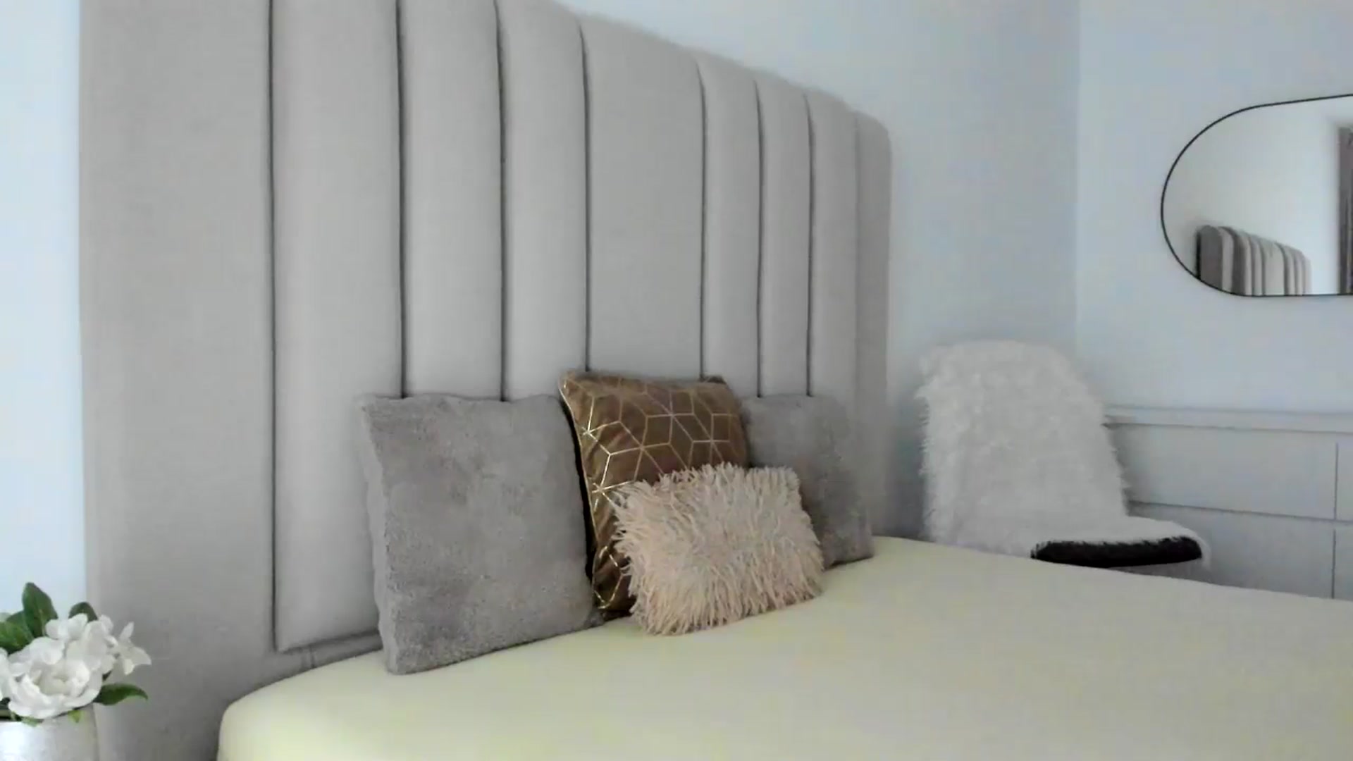 Gallery image thumbnail from Hrystina_'s myfreecams stream on, 01/27/2026, 15:03 image 18 of 20