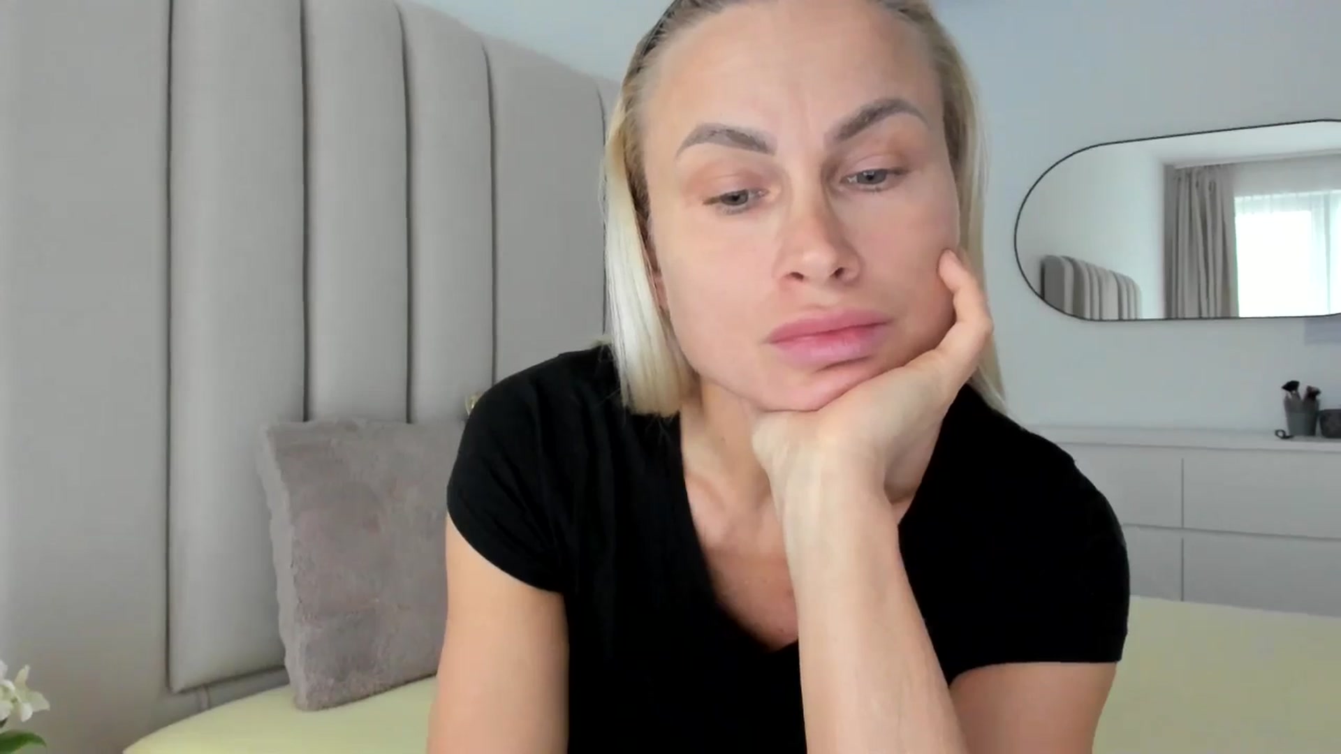 Gallery image thumbnail from Hrystina_'s myfreecams stream on, 01/27/2026, 15:03 image 6 of 20