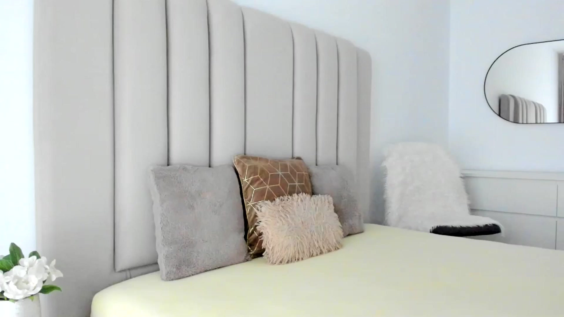 Gallery image thumbnail from Hrystina_'s myfreecams stream on, 01/27/2026, 15:03 image 15 of 20