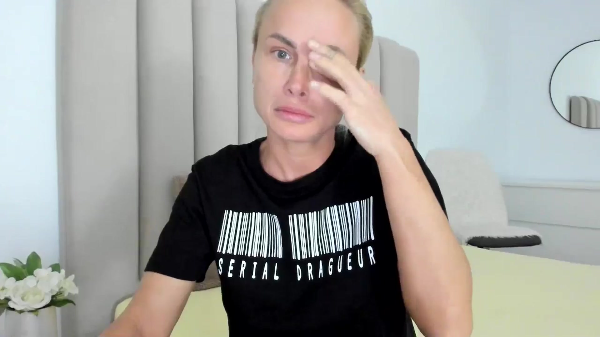 Gallery image thumbnail from Hrystina_'s myfreecams stream on, 01/30/2026, 17:09 image 13 of 20