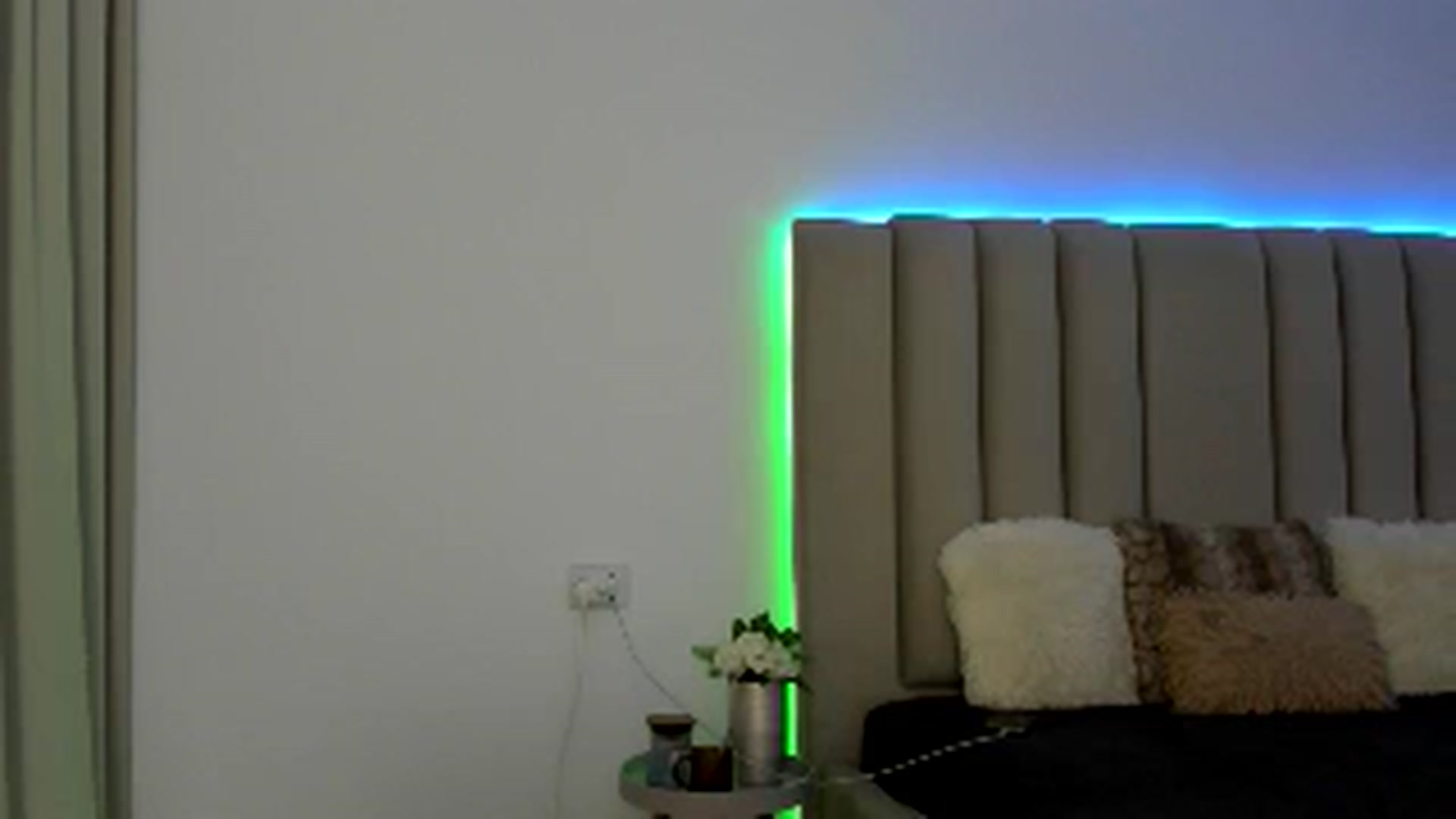 Gallery image thumbnail from Hrystina_'s myfreecams stream on, 02/16/2026, 16:52 image 14 of 20