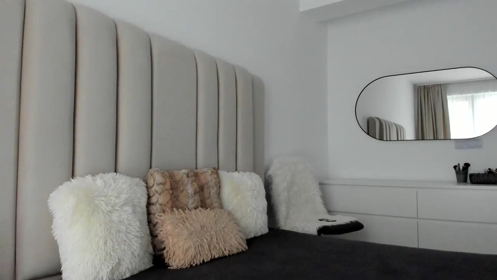 Gallery image thumbnail from Hrystina_'s myfreecams stream on, 02/17/2026, 12:11 image 20 of 20