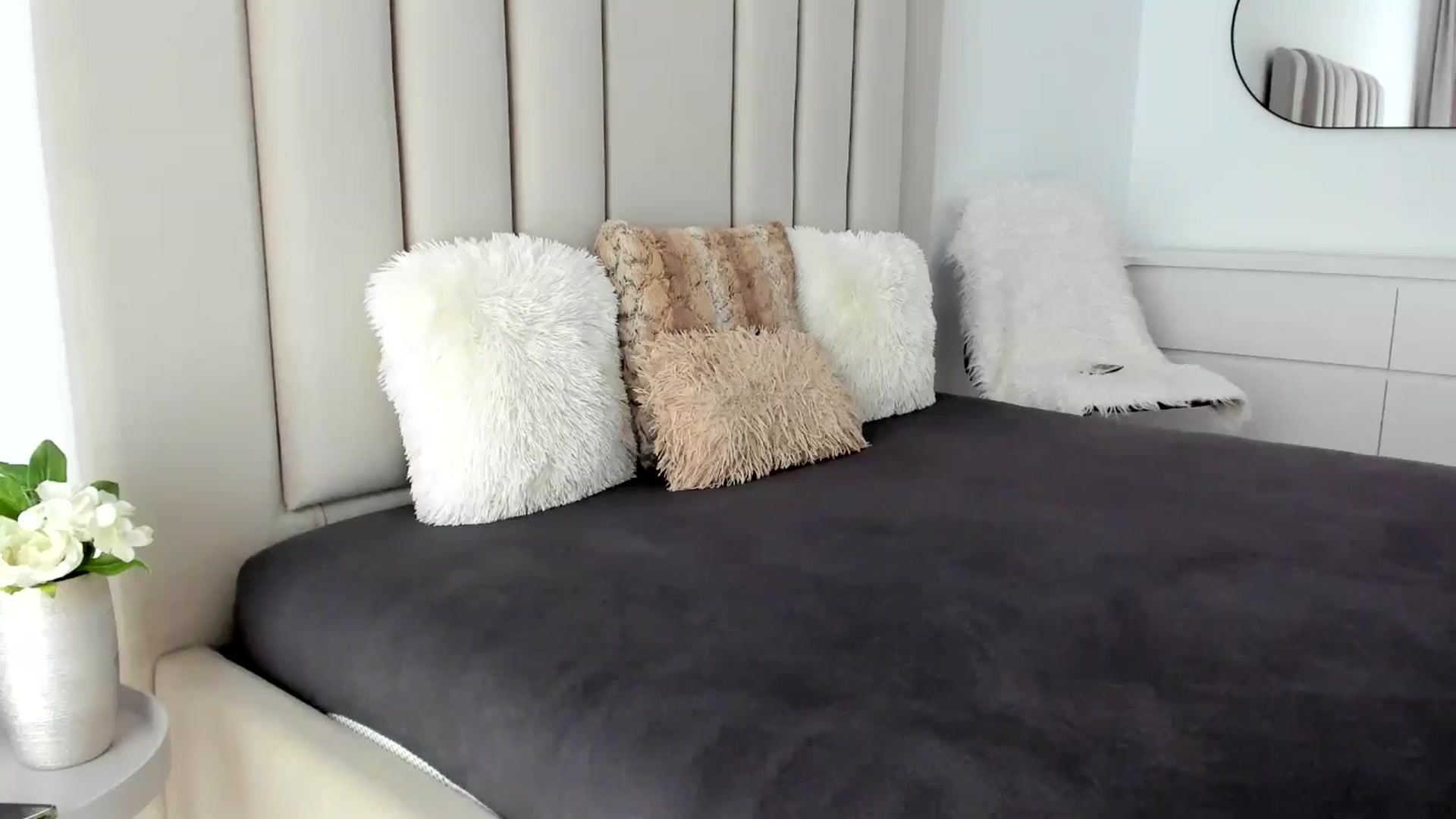 Gallery image thumbnail from Hrystina_'s myfreecams stream on, 02/21/2026, 15:11 image 19 of 20