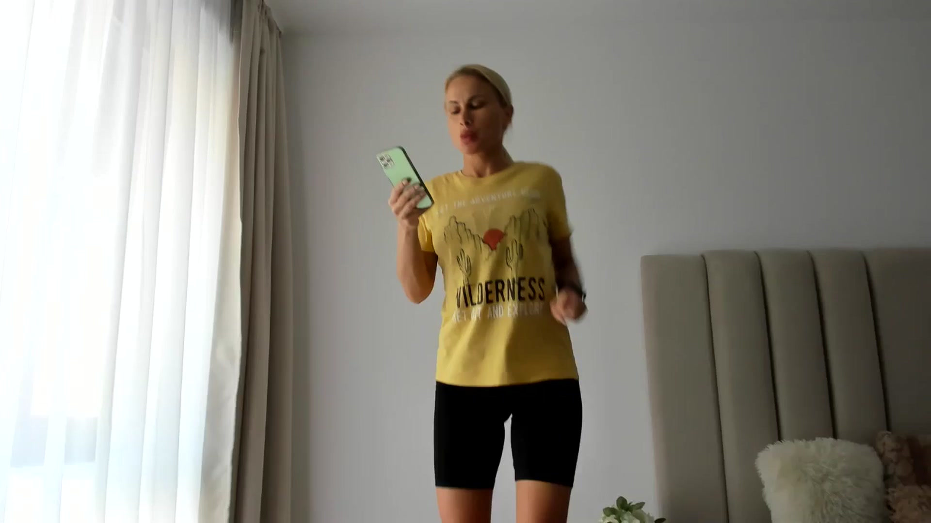 Gallery image thumbnail from Hrystina_'s myfreecams stream on, 02/25/2026, 16:16 image 13 of 20