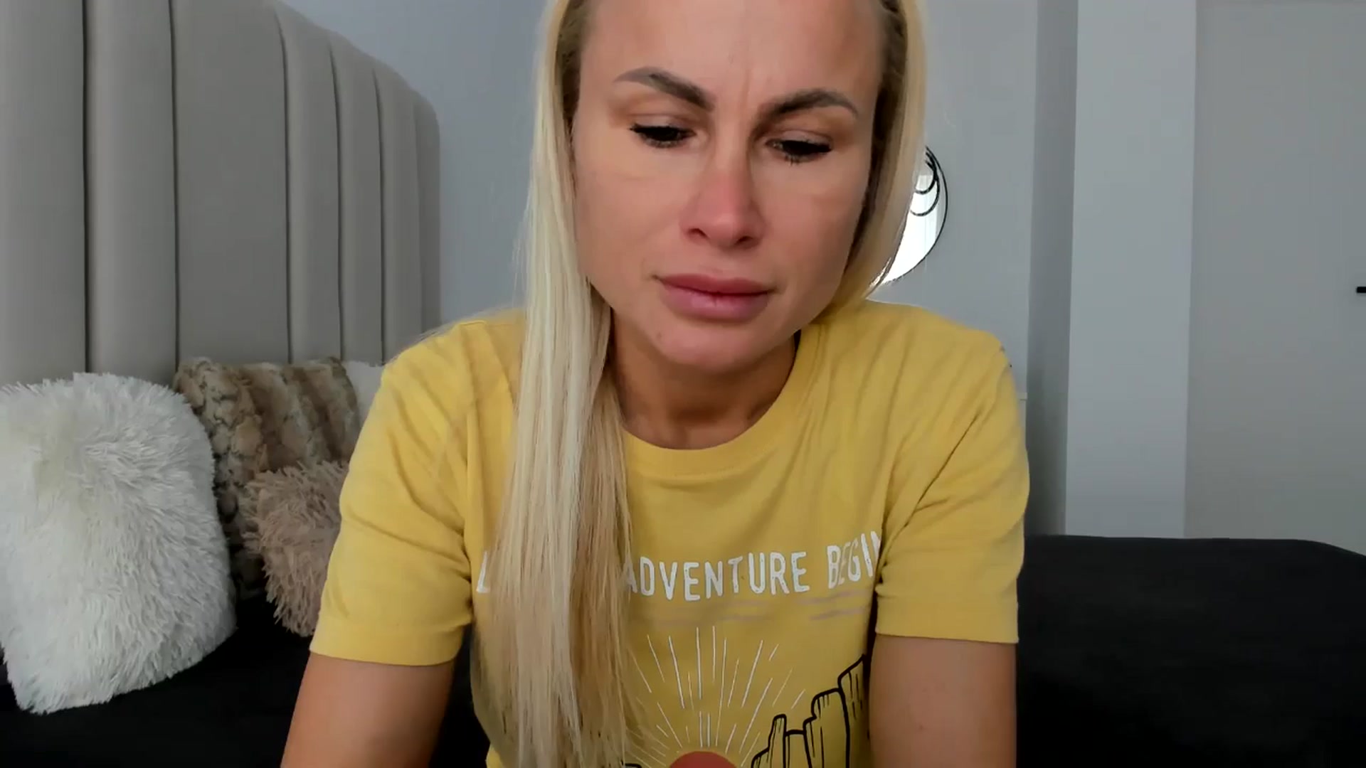 Gallery image thumbnail from Hrystina_'s myfreecams stream on, 02/26/2026, 14:59 image 4 of 20