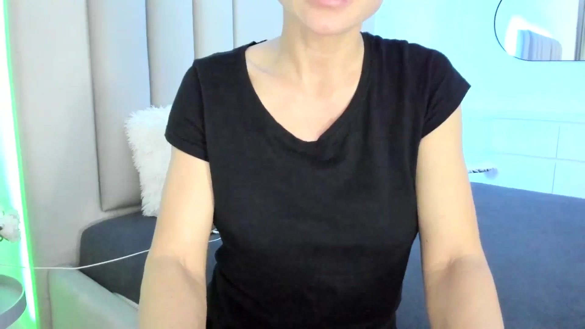 Gallery image thumbnail from Hrystina_'s myfreecams stream on, 03/02/2026, 17:35 image 20 of 20