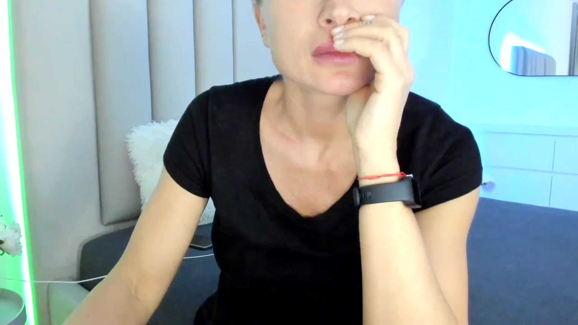 Gallery image thumbnail from Hrystina_'s myfreecams stream on, 03/02/2026, 17:35 image 5 of 20