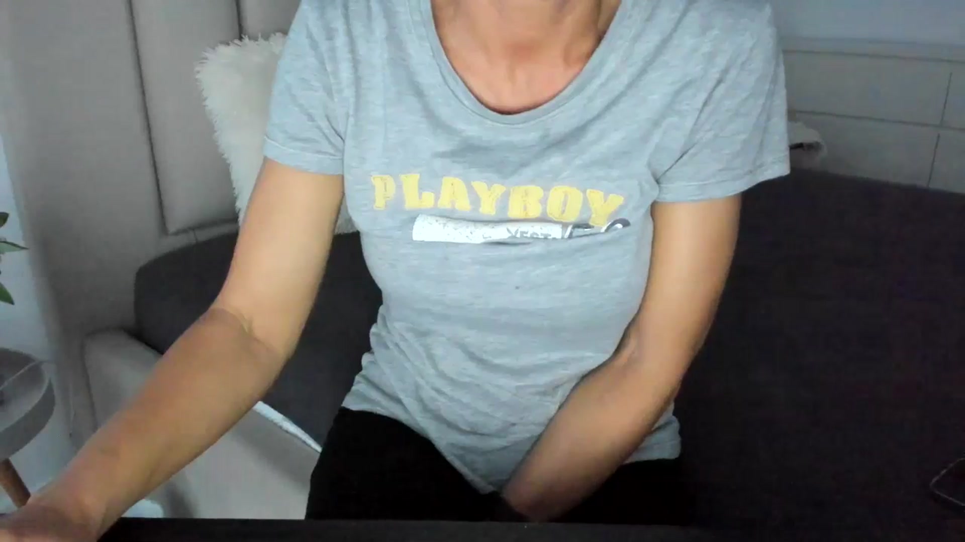 Gallery image thumbnail from Hrystina_'s myfreecams stream on, 03/05/2026, 17:03 image 8 of 20