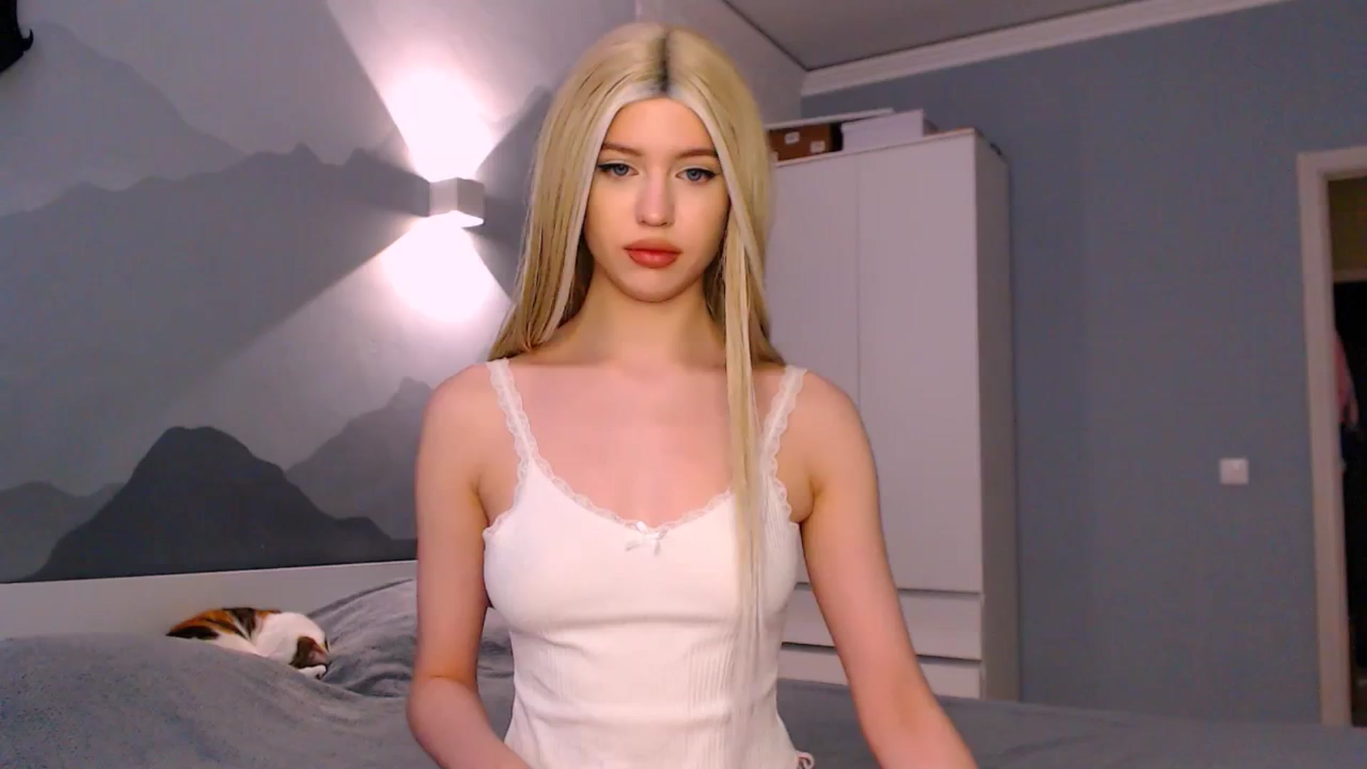 Gallery image thumbnail from HttpsPorn's myfreecams stream on, 05/18/2025, 08:44 image 4 of 20