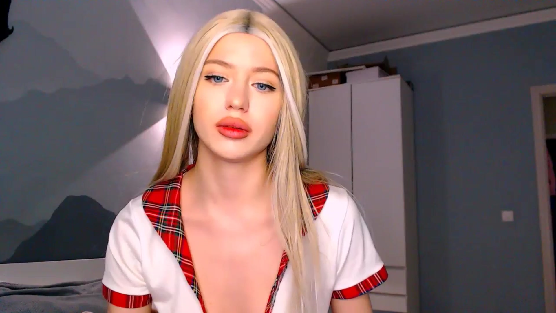 Gallery image thumbnail from HttpsPorn's myfreecams stream on, 06/30/2025, 09:00 image 19 of 20