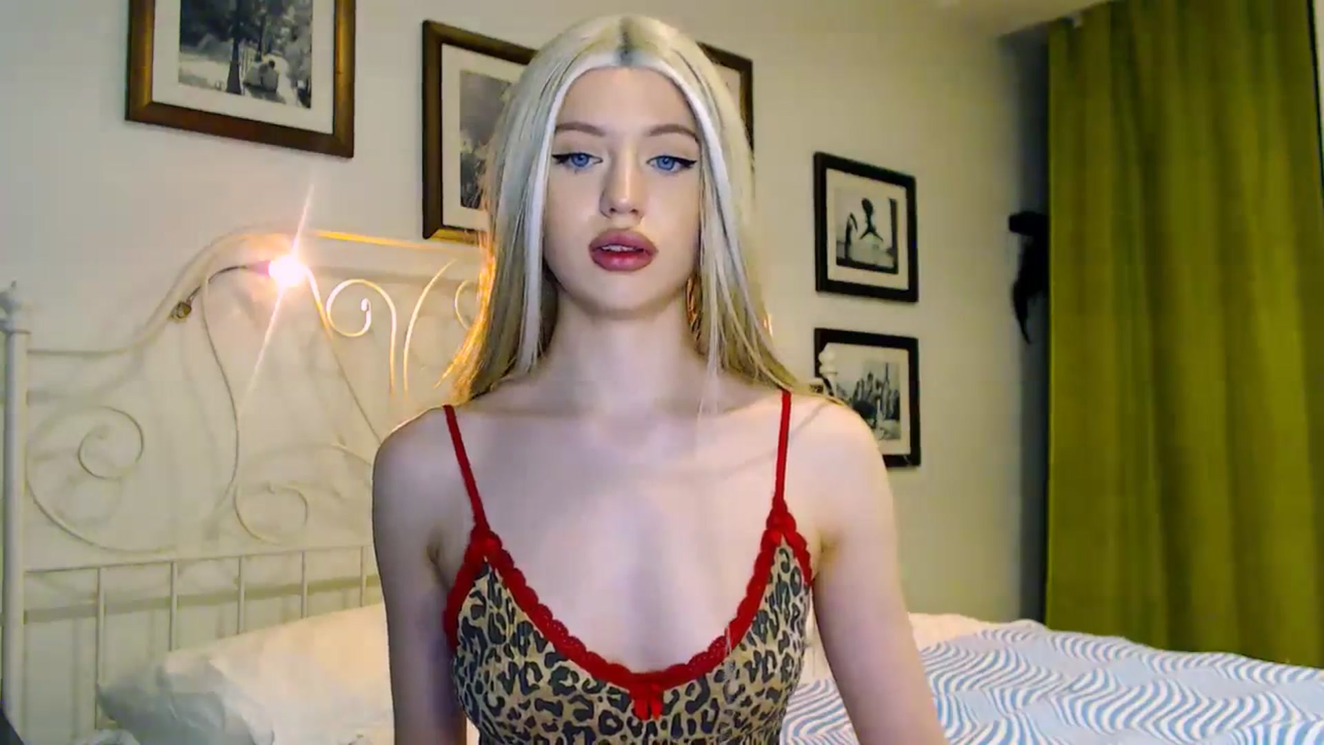 Gallery image thumbnail from HttpsPorn's myfreecams stream on, 07/16/2025, 19:27 image 19 of 20