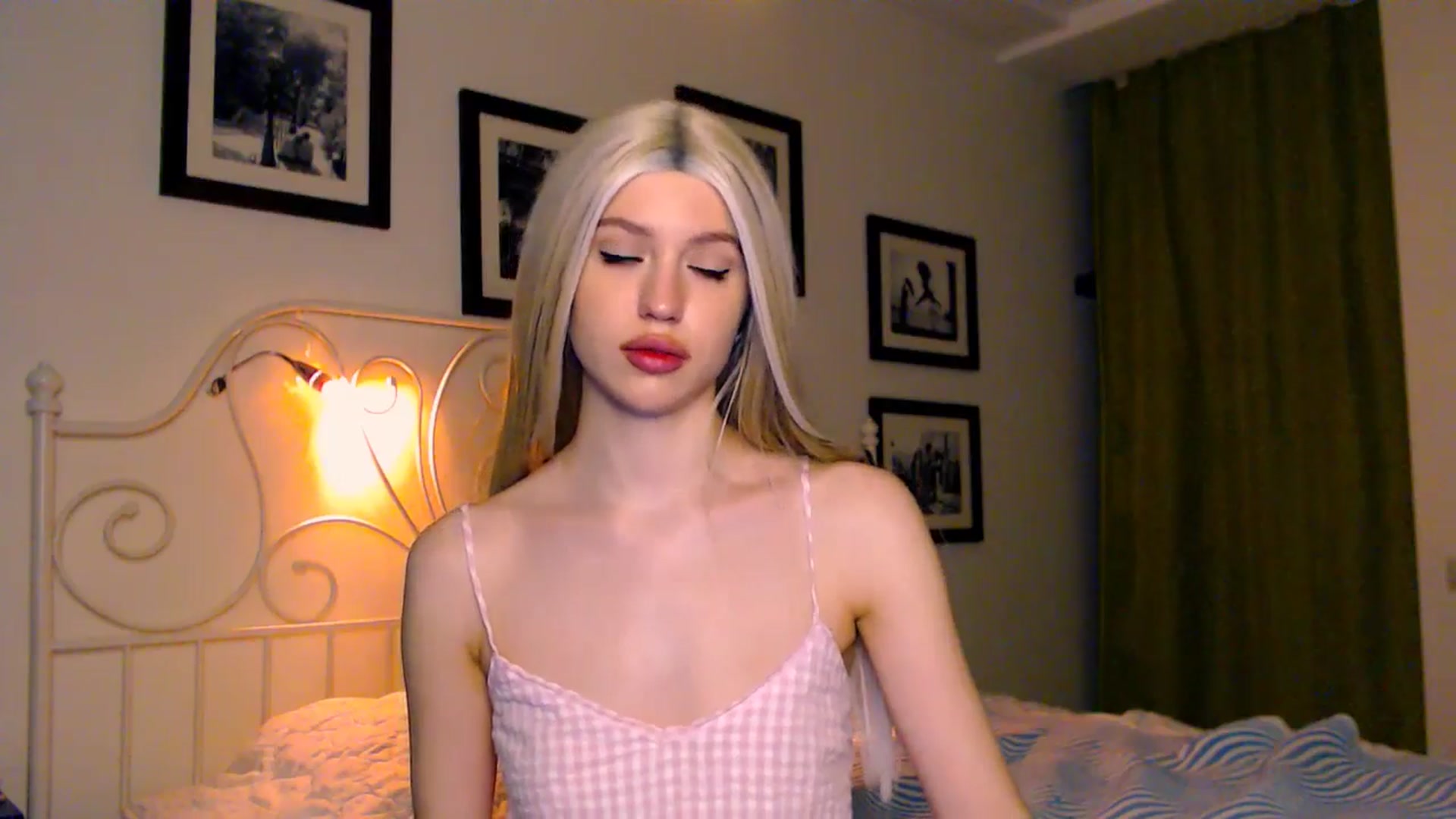 Gallery image thumbnail from HttpsPorn's myfreecams stream on, 08/11/2025, 12:31 image 18 of 20