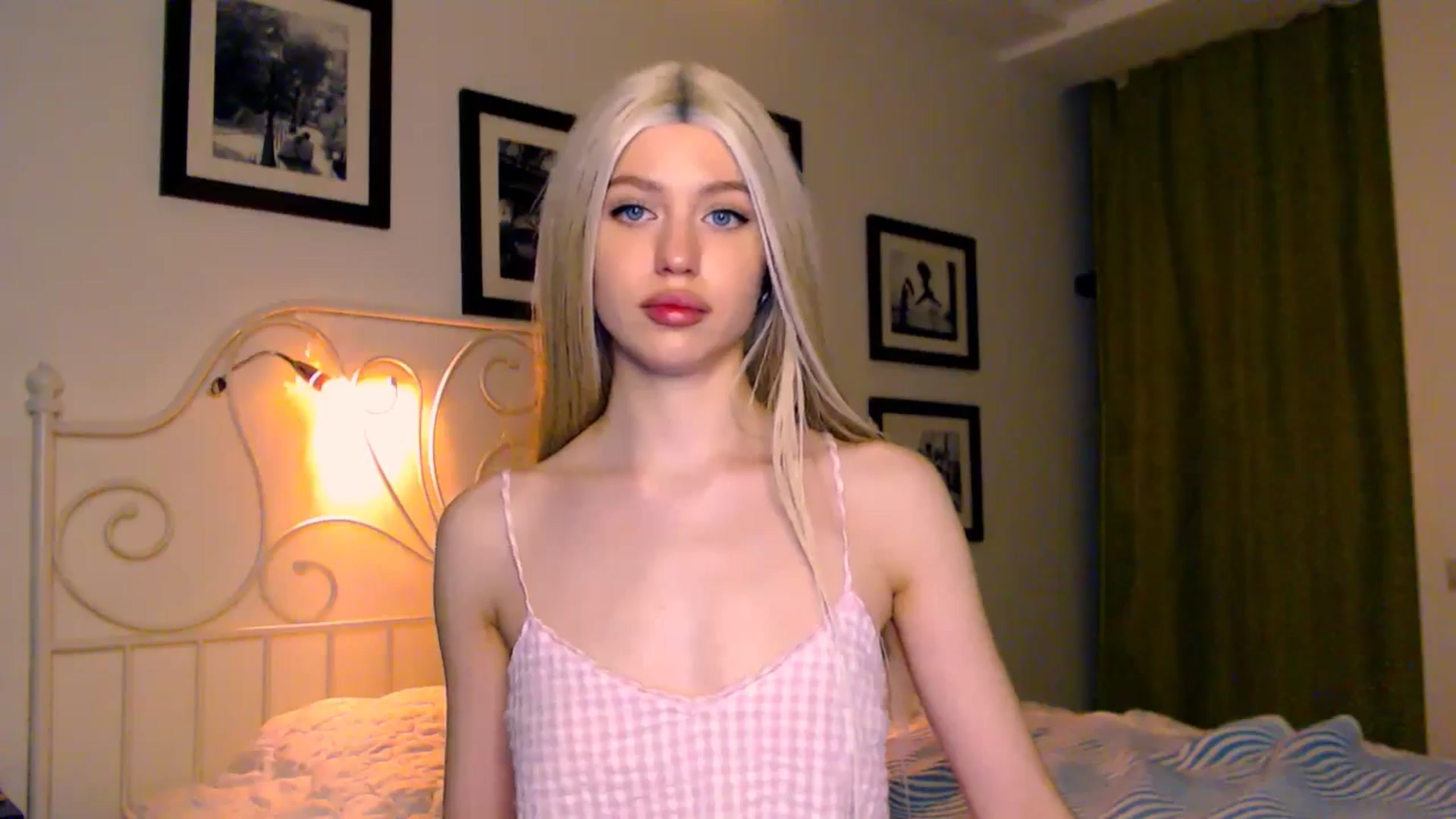 Gallery image thumbnail from HttpsPorn's myfreecams stream on, 08/11/2025, 12:31 image 16 of 20
