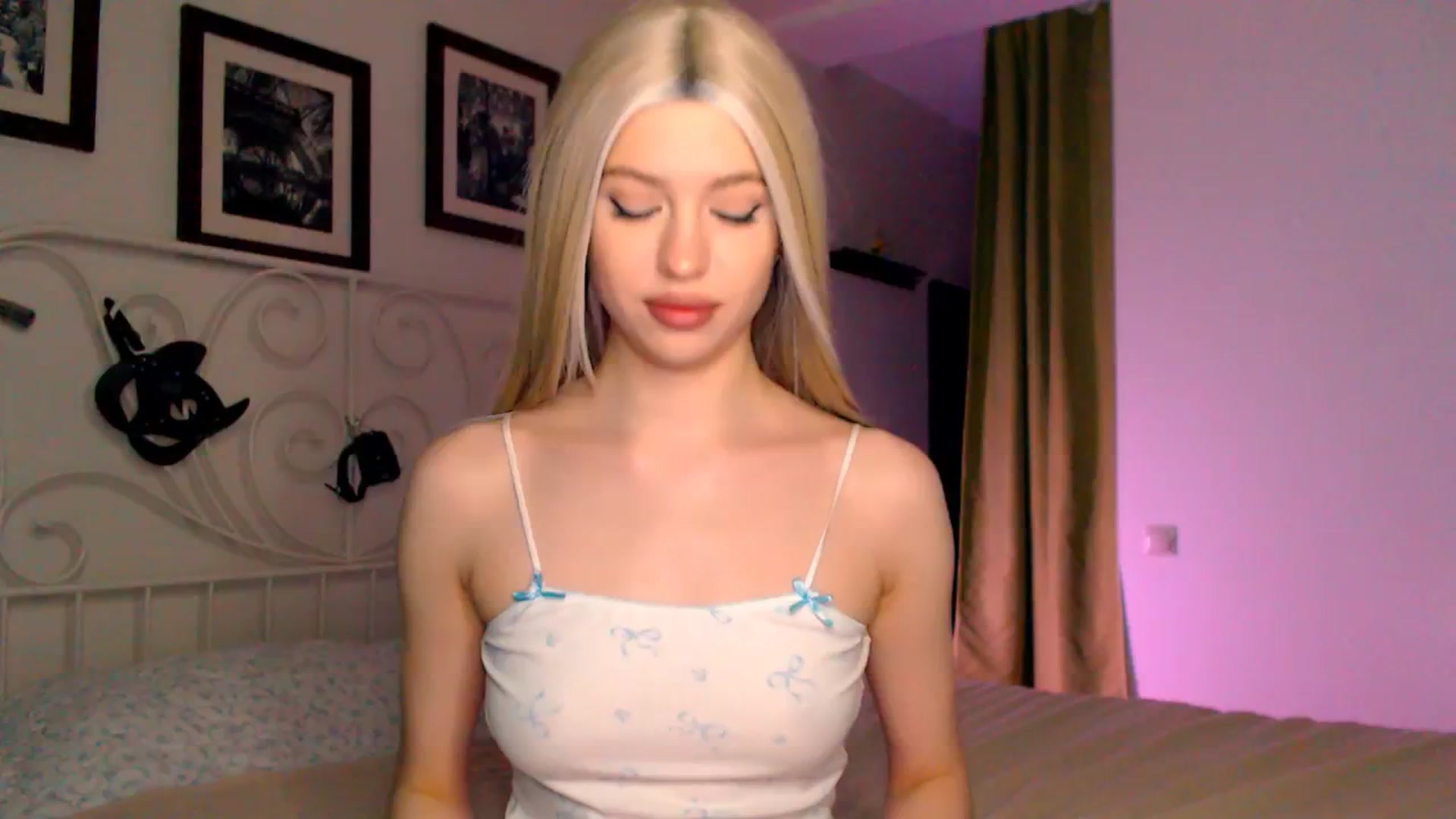 Gallery image thumbnail from HttpsPorn's myfreecams stream on, 10/29/2025, 22:37 image 11 of 20