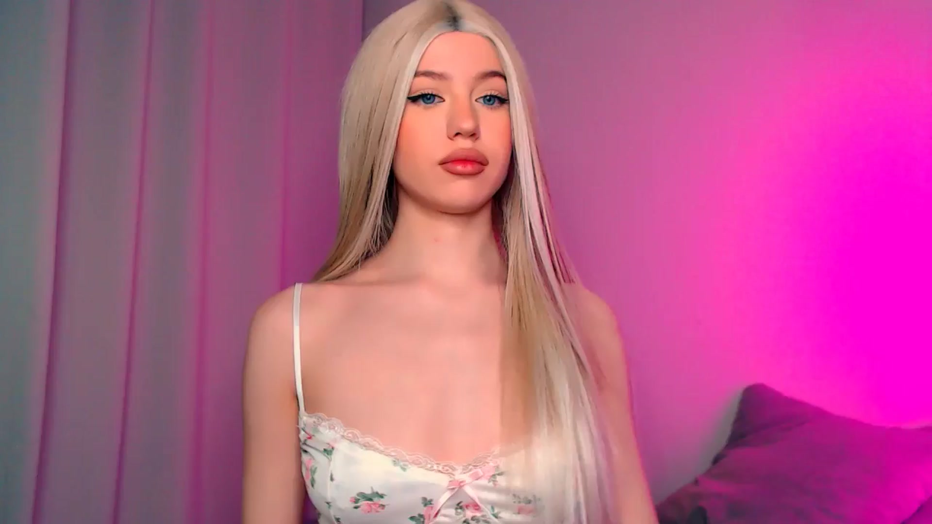 Gallery image thumbnail from HttpsPorn's myfreecams stream on, 01/20/2026, 14:26 image 1 of 20