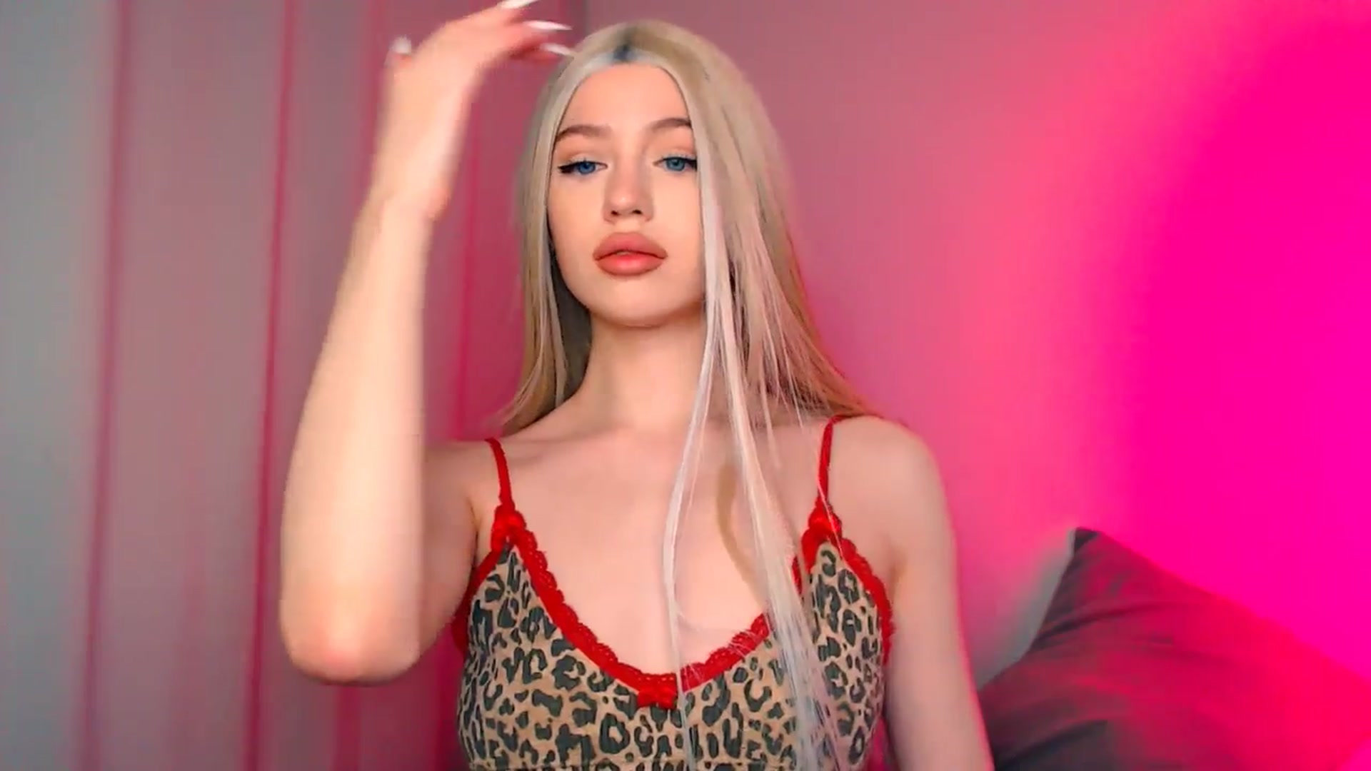 Gallery image thumbnail from HttpsPorn's myfreecams stream on, 01/27/2026, 12:43 image 5 of 20