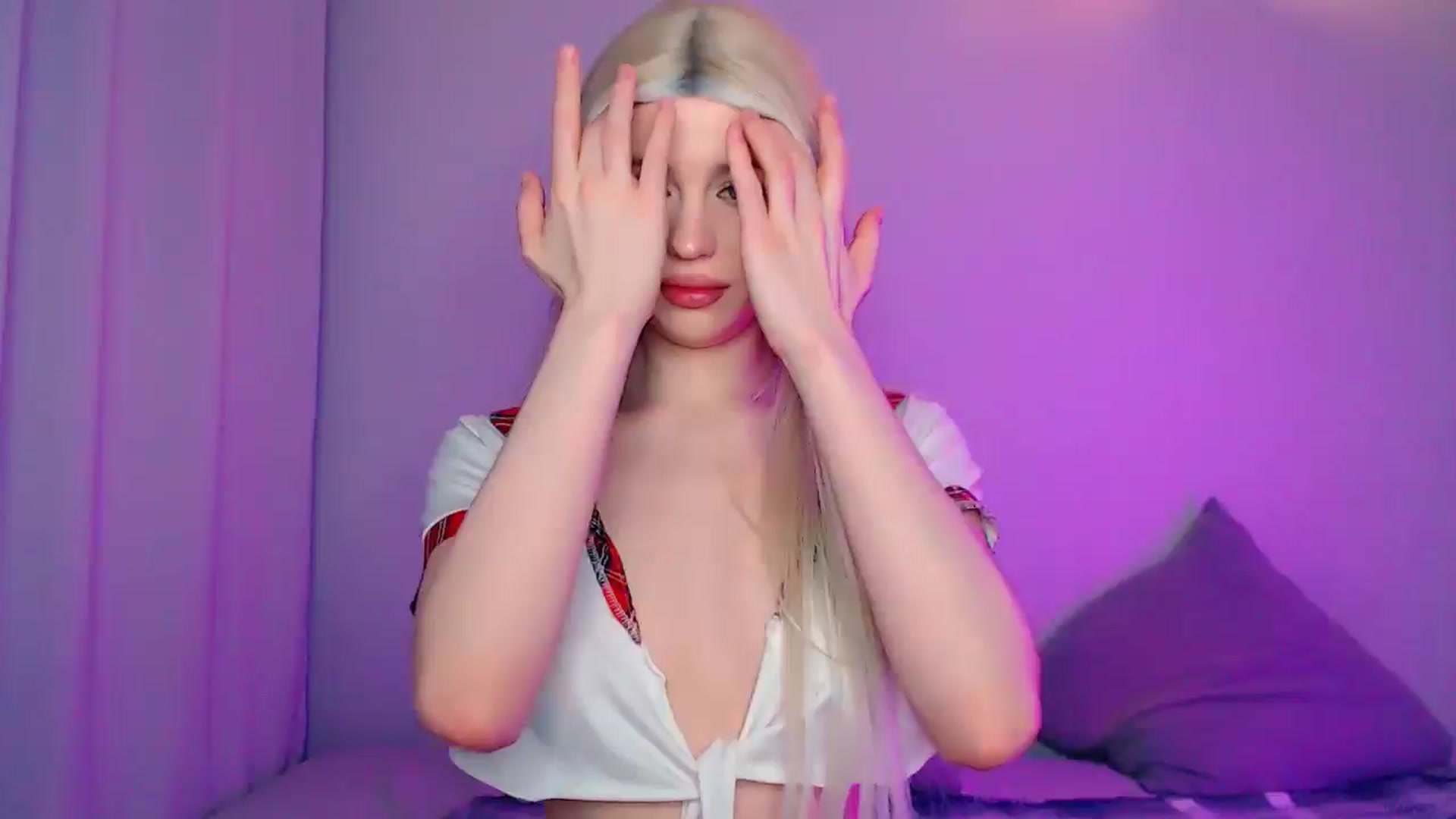 Gallery image thumbnail from HttpsPorn's myfreecams stream on, 04/16/2026, 22:16 image 3 of 20