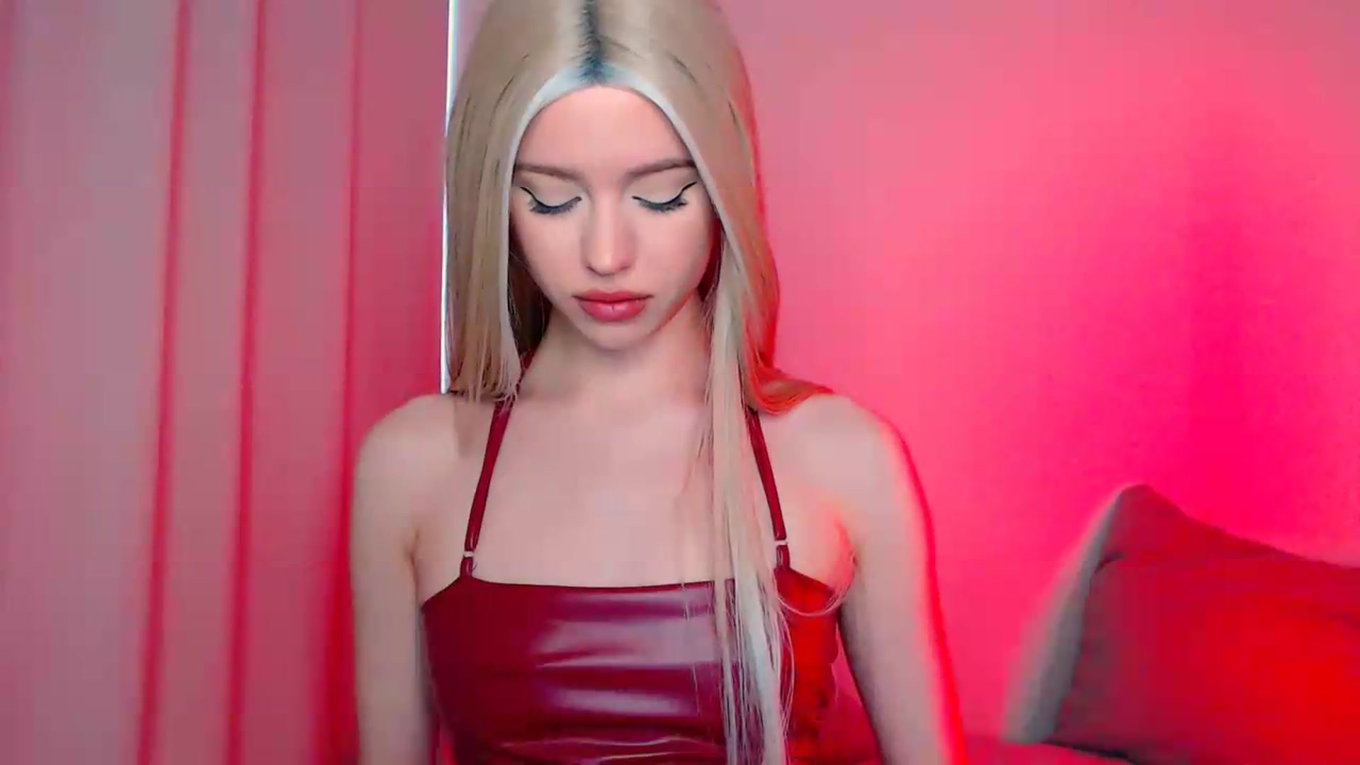Gallery image thumbnail from HttpsPorn's myfreecams stream on, 05/14/2026, 12:24 image 11 of 20