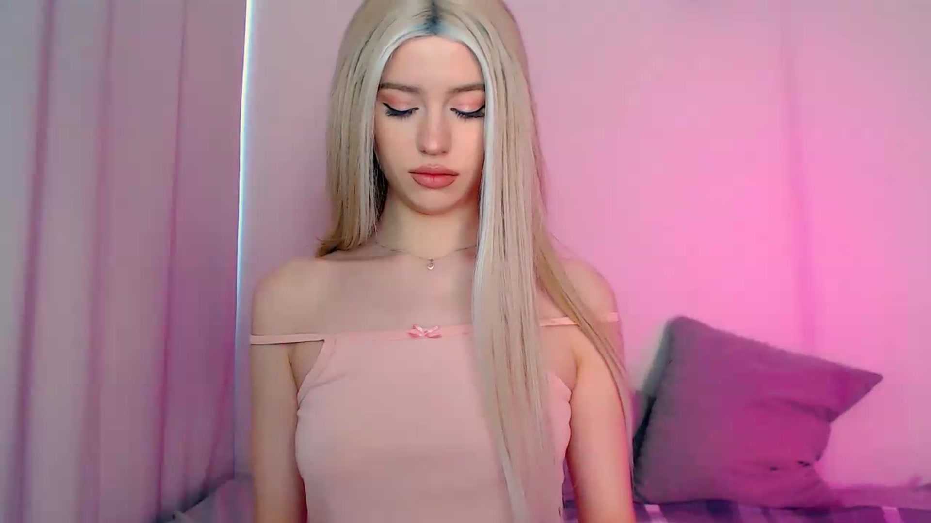 Gallery image thumbnail from HttpsPorn's myfreecams stream on, 06/27/2026, 12:48 image 14 of 20