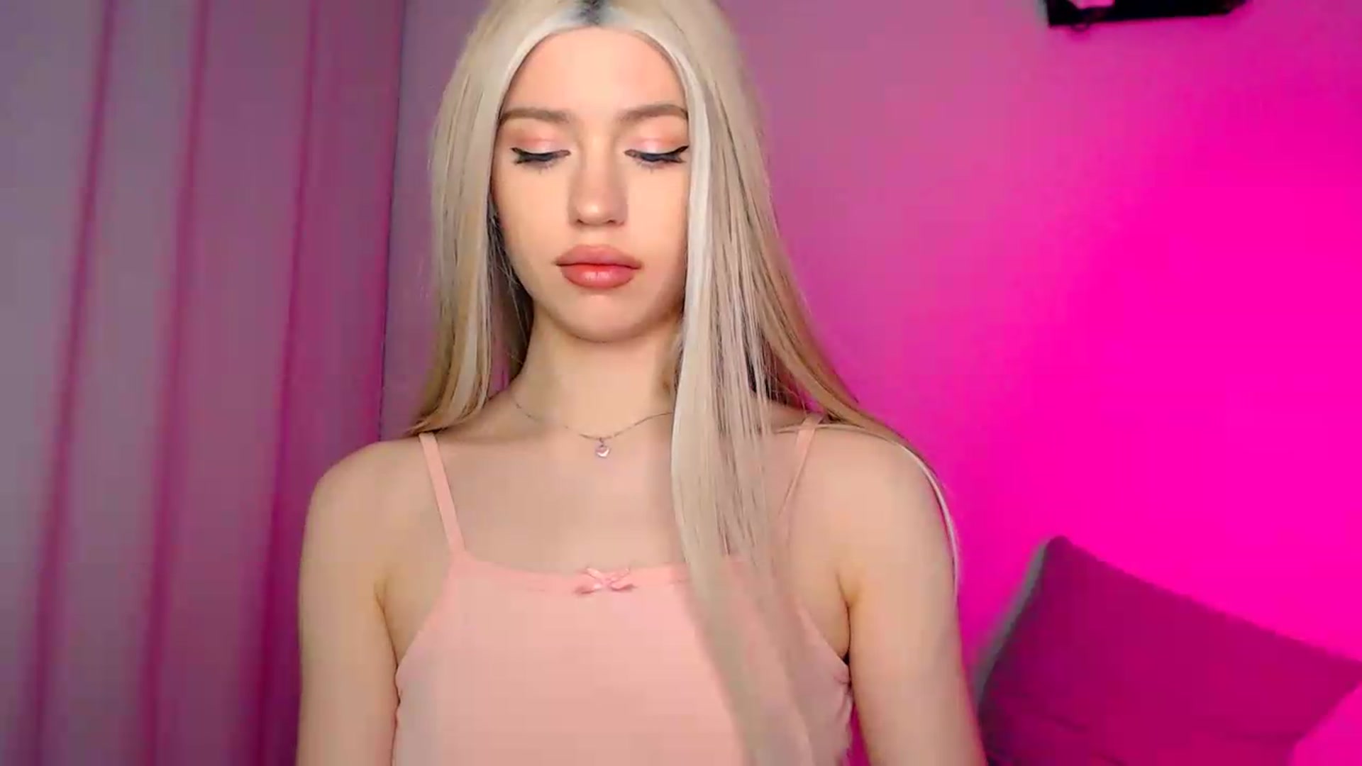 Gallery image thumbnail from HttpsPorn's myfreecams stream on, 06/27/2026, 19:02 image 18 of 20