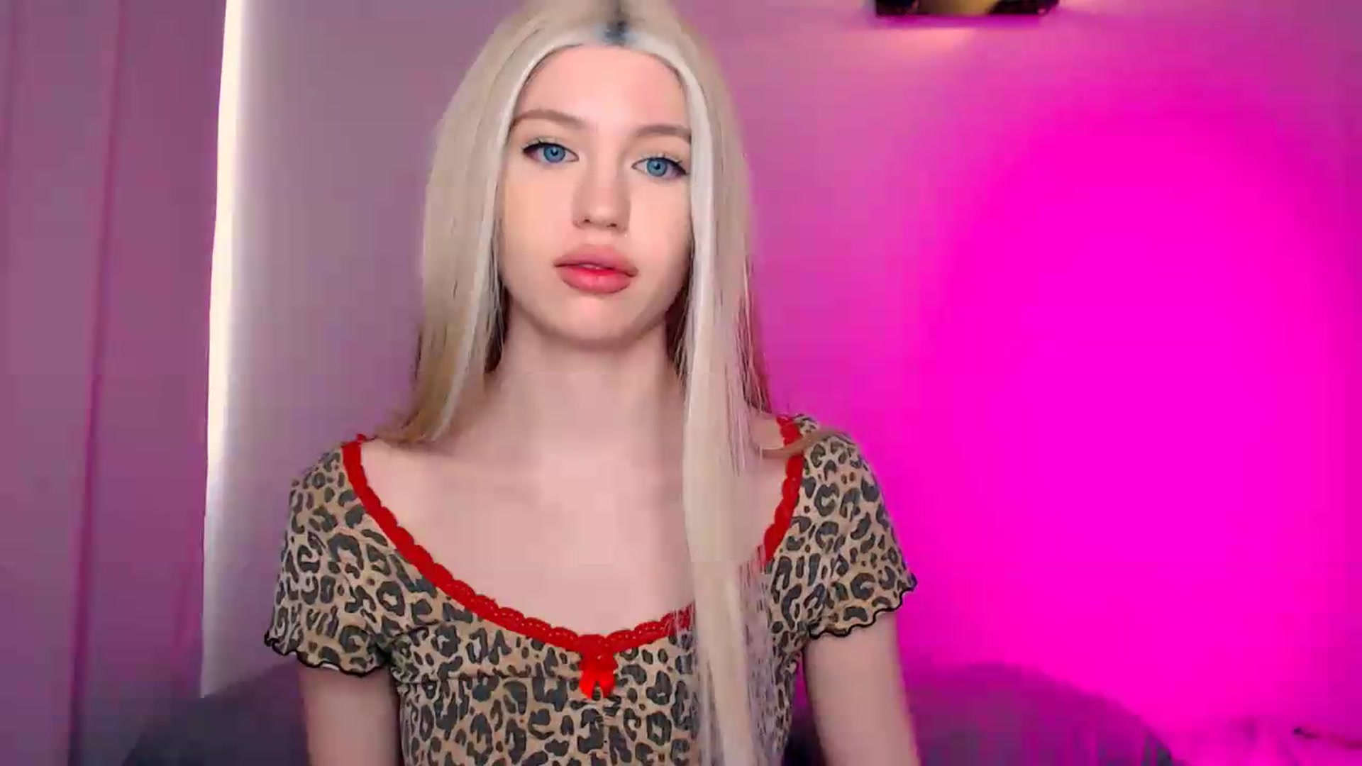 Gallery image thumbnail from HttpsPorn's myfreecams stream on, 07/22/2026, 12:20 image 15 of 20