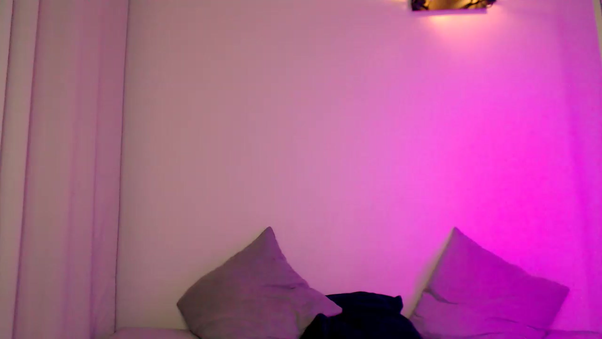 Gallery image thumbnail from HttpsPorn's myfreecams stream on, 07/31/2026, 19:13 image 9 of 20
