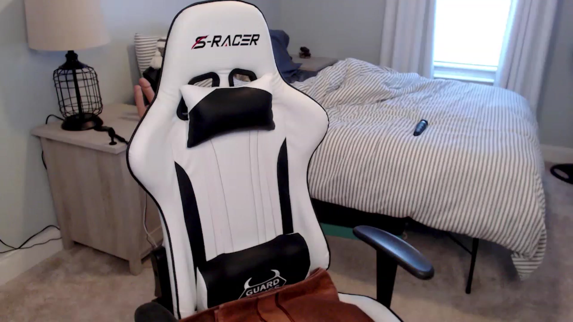 Gallery image thumbnail from HufflepuffHoe's myfreecams stream on, 12/29/2022, 22:14 image 2 of 20