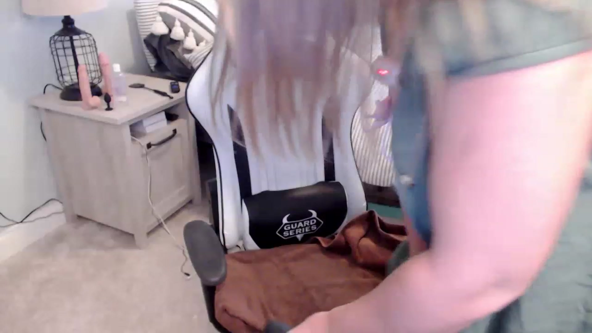 Gallery image thumbnail from HufflepuffHoe's myfreecams stream on, 12/29/2022, 22:14 image 16 of 20