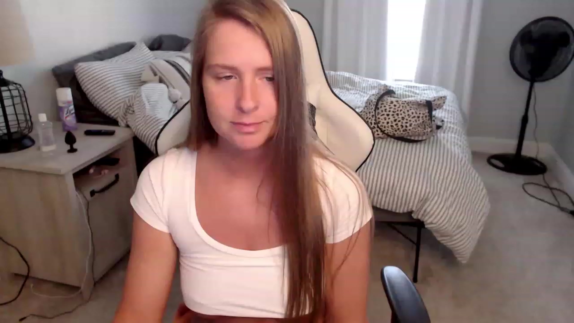 Gallery image thumbnail from HufflepuffHoe's myfreecams stream on, 03/06/2023, 22:07 image 1 of 20