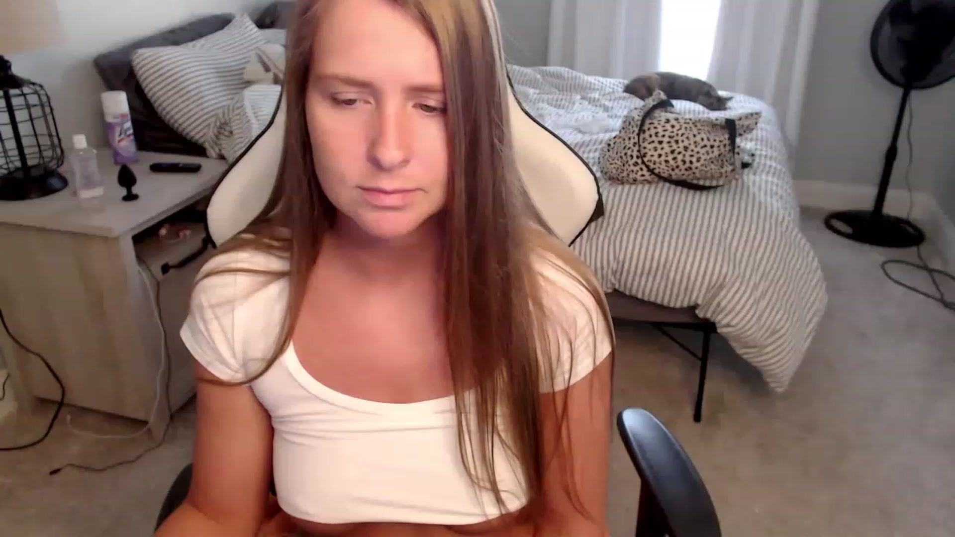 Gallery image thumbnail from HufflepuffHoe's myfreecams stream on, 03/06/2023, 22:07 image 8 of 20