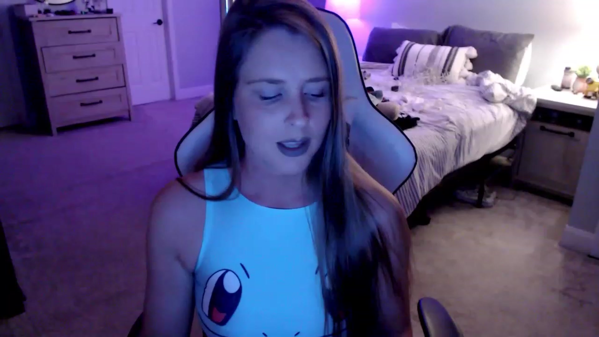 Gallery image thumbnail from HufflepuffHoe's myfreecams stream on, 03/26/2023, 01:52 image 8 of 20