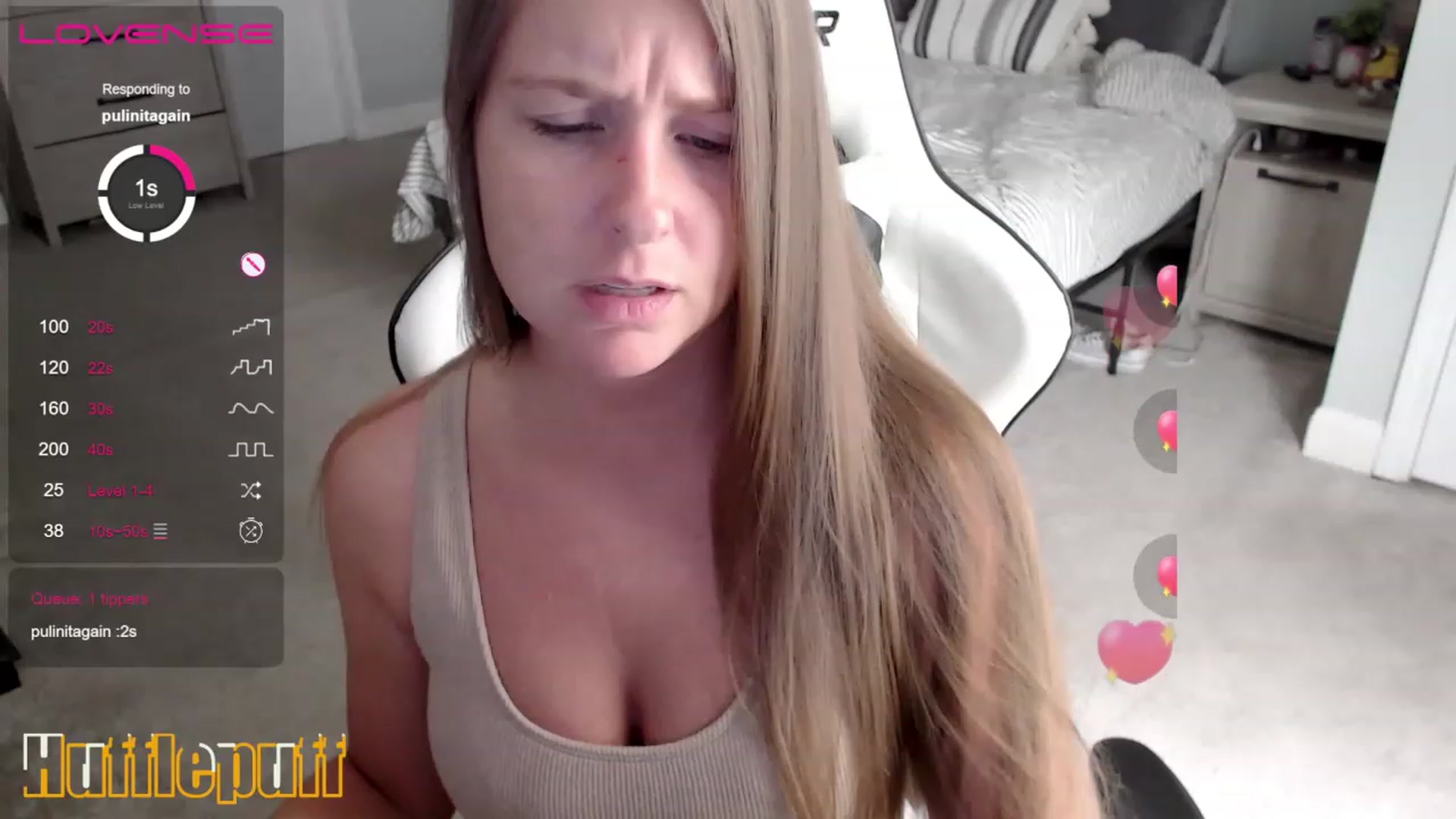 Gallery image thumbnail from HufflepuffHoe's myfreecams stream on, 03/26/2023, 19:33 image 2 of 20