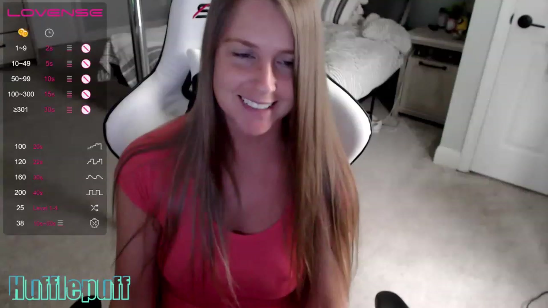 Gallery image thumbnail from HufflepuffHoe's myfreecams stream on, 03/26/2023, 20:35 image 11 of 20