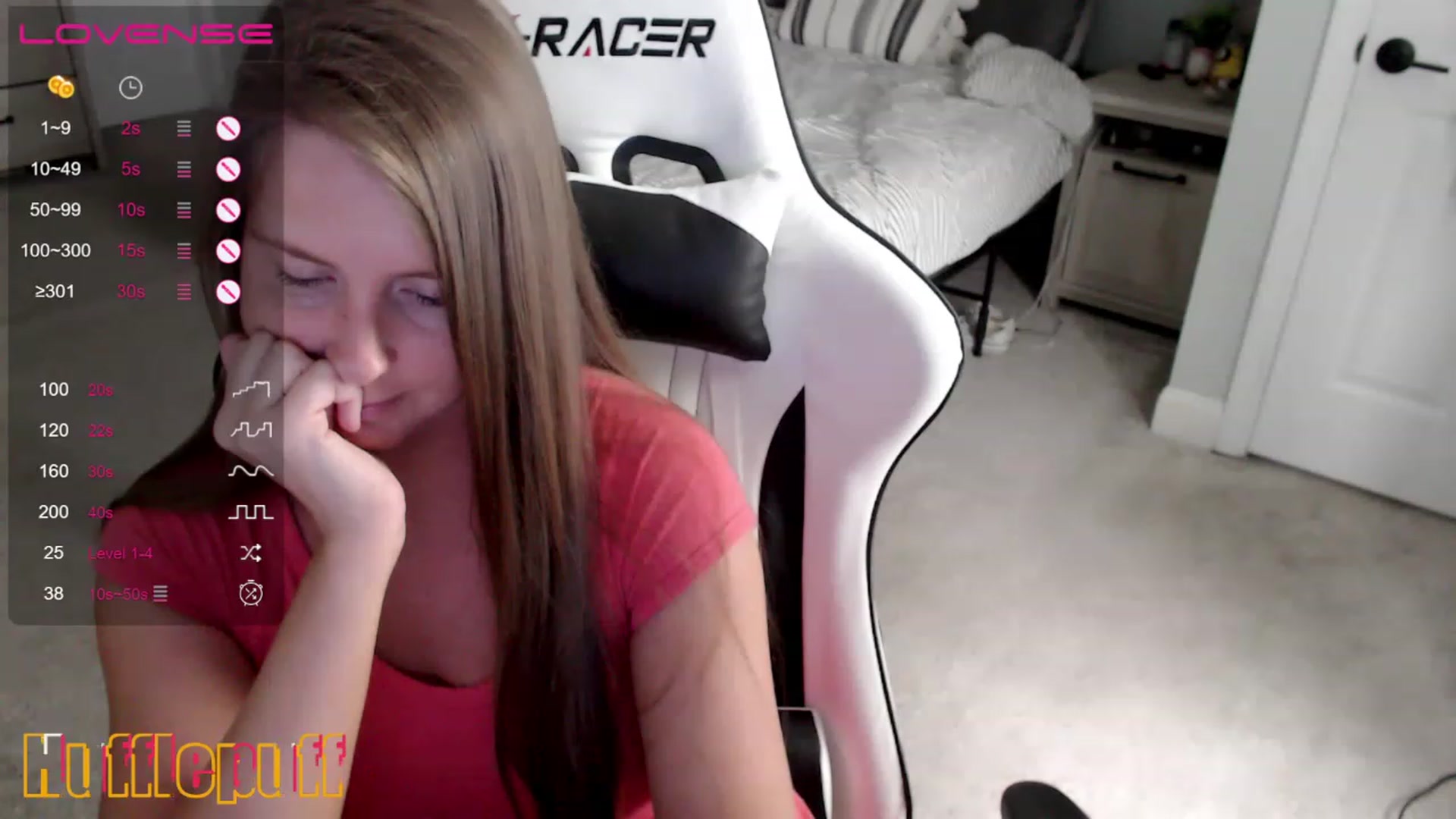 Gallery image thumbnail from HufflepuffHoe's myfreecams stream on, 03/26/2023, 20:35 image 10 of 20