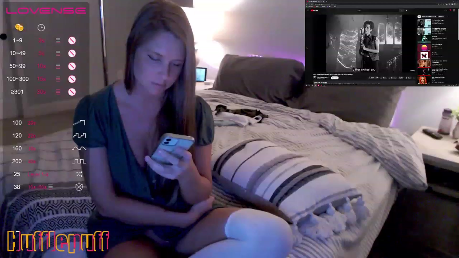 Gallery image thumbnail from HufflepuffHoe's myfreecams stream on, 03/27/2023, 03:41 image 20 of 20