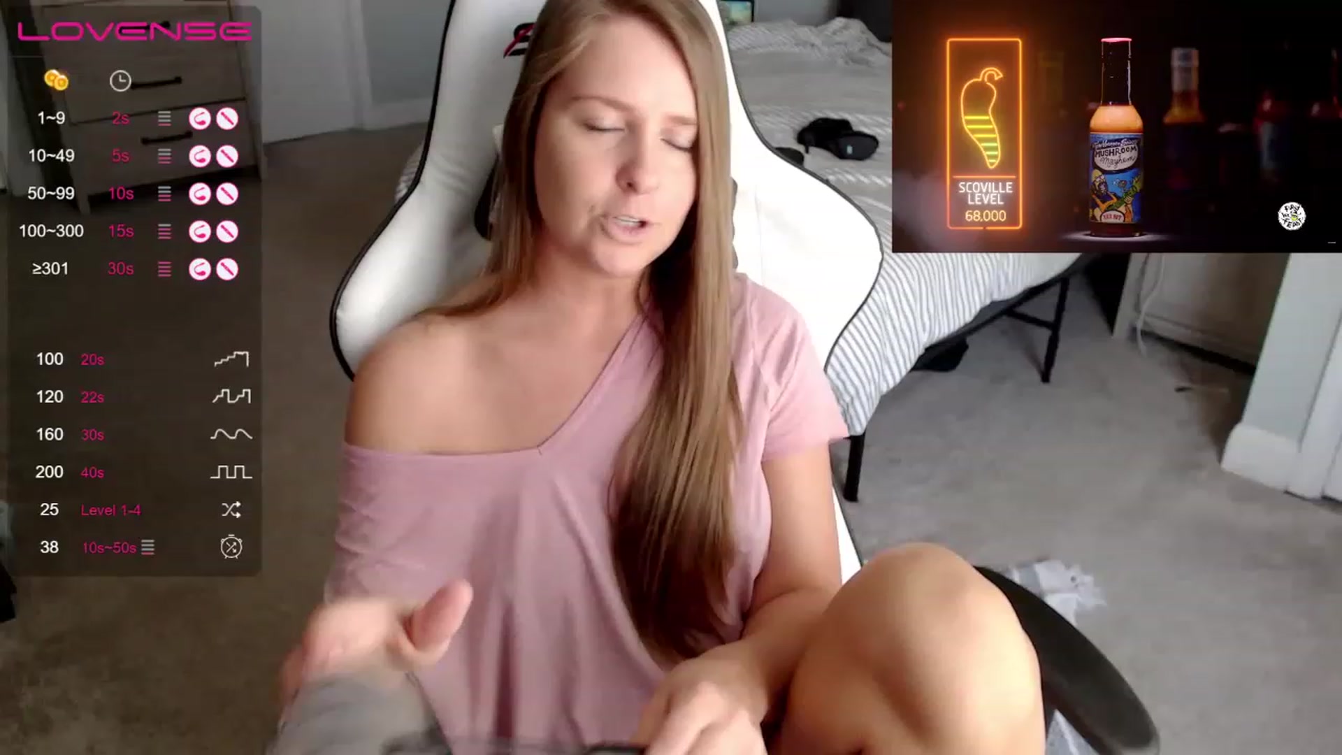 Gallery image thumbnail from HufflepuffHoe's myfreecams stream on, 03/30/2023, 17:27 image 19 of 20