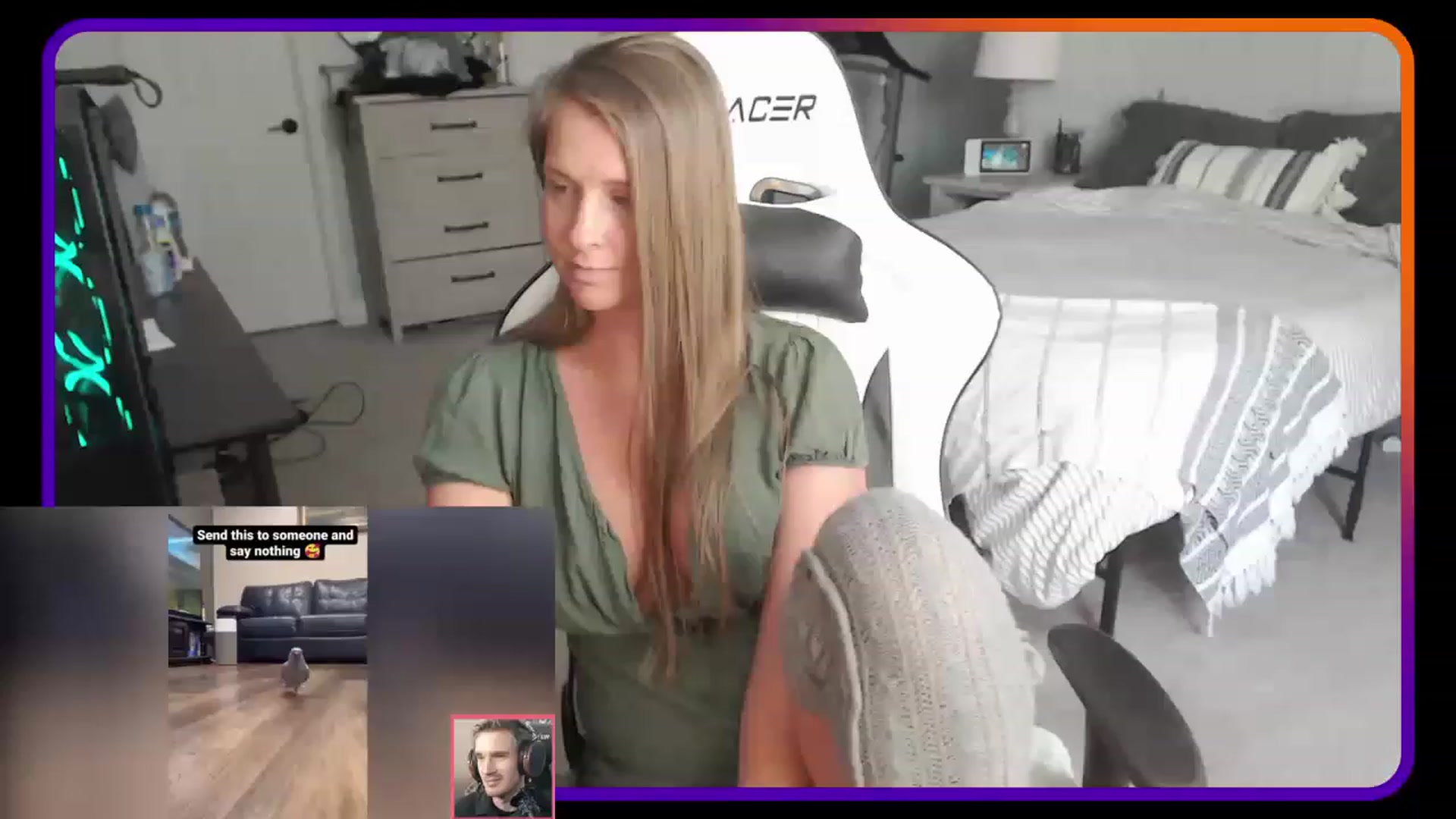 Gallery image thumbnail from HufflepuffHoe's myfreecams stream on, 04/23/2023, 18:59 image 14 of 20