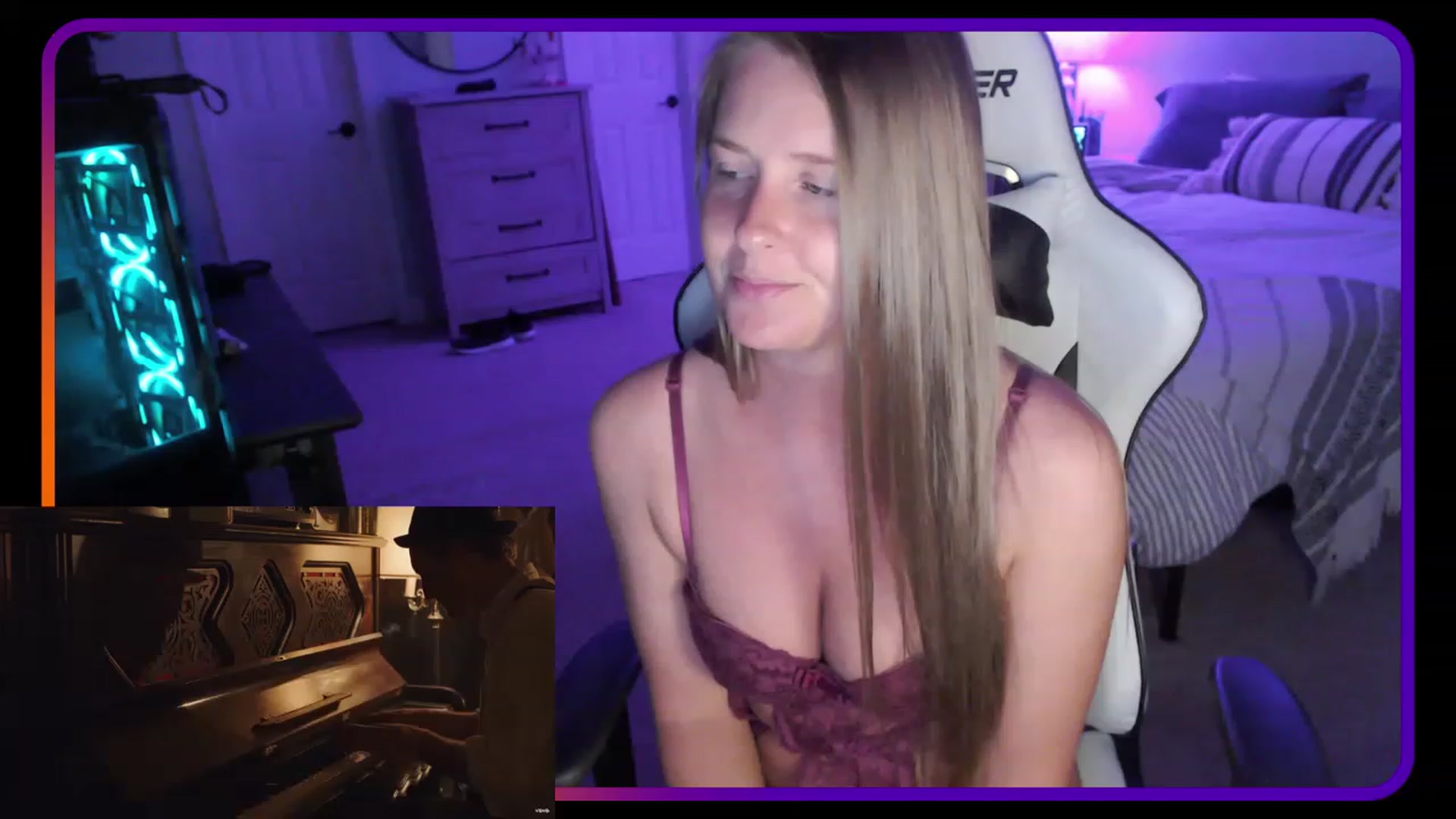 Gallery image thumbnail from HufflepuffHoe's myfreecams stream on, 04/24/2023, 01:30 image 7 of 20