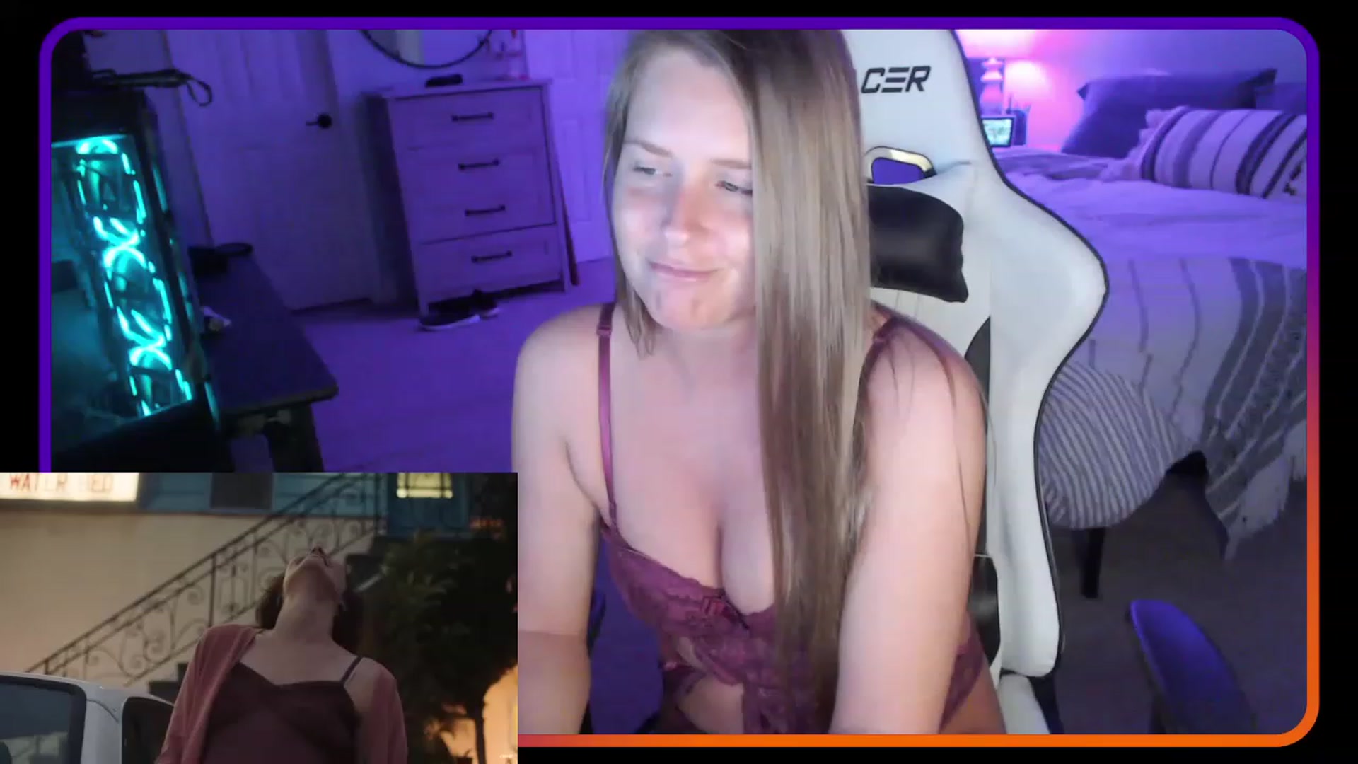 Gallery image thumbnail from HufflepuffHoe's myfreecams stream on, 04/24/2023, 01:30 image 6 of 20
