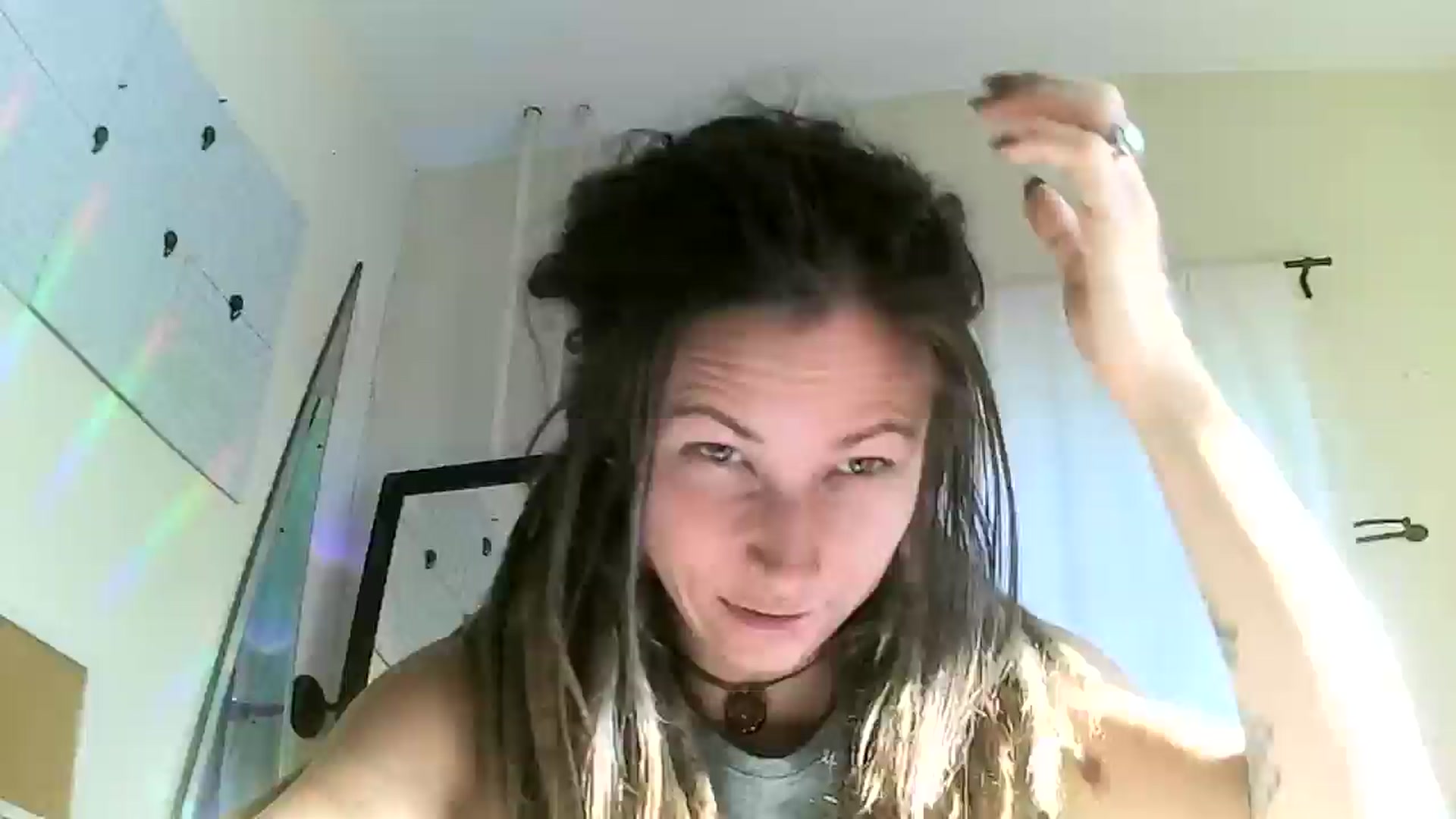 Gallery image thumbnail from HugDealerrrr's myfreecams stream on, 07/28/2025, 01:17 image 19 of 20