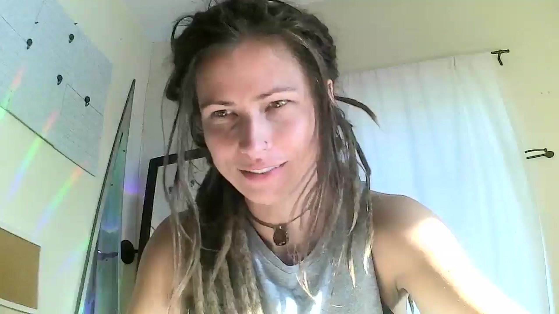 Gallery image thumbnail from HugDealerrrr's myfreecams stream on, 07/28/2025, 01:17 image 16 of 20