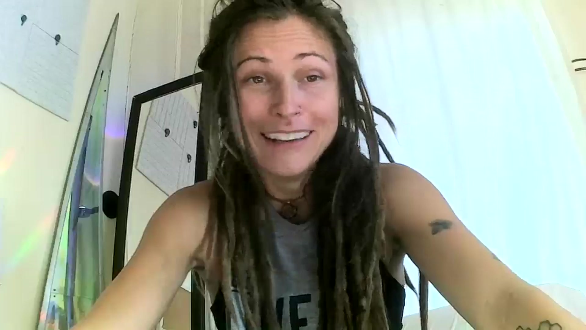 Gallery image thumbnail from HugDealerrrr's myfreecams stream on, 07/28/2025, 01:17 image 4 of 20