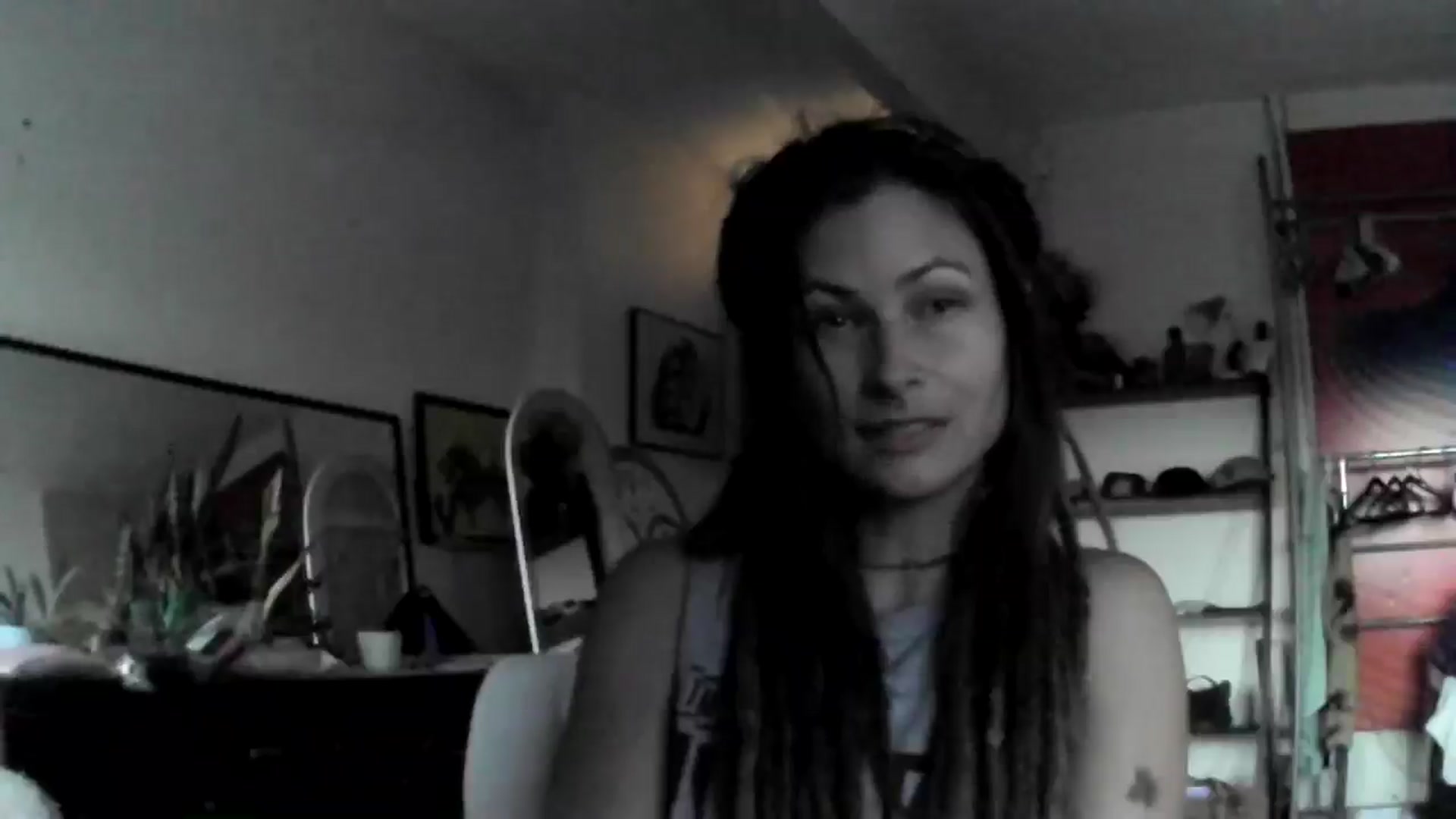 Gallery image thumbnail from HugDealerrrr's myfreecams stream on, 07/28/2025, 03:06 image 17 of 20