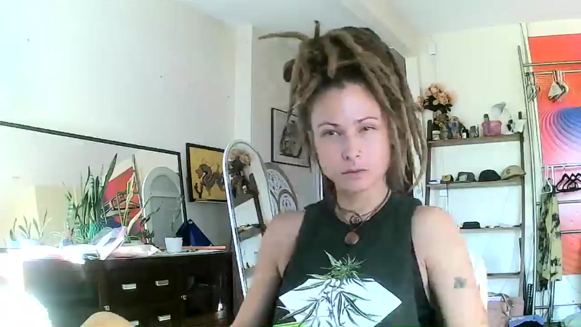Gallery image thumbnail from HugDealerrrr's myfreecams stream on, 07/29/2025, 01:00 image 10 of 20