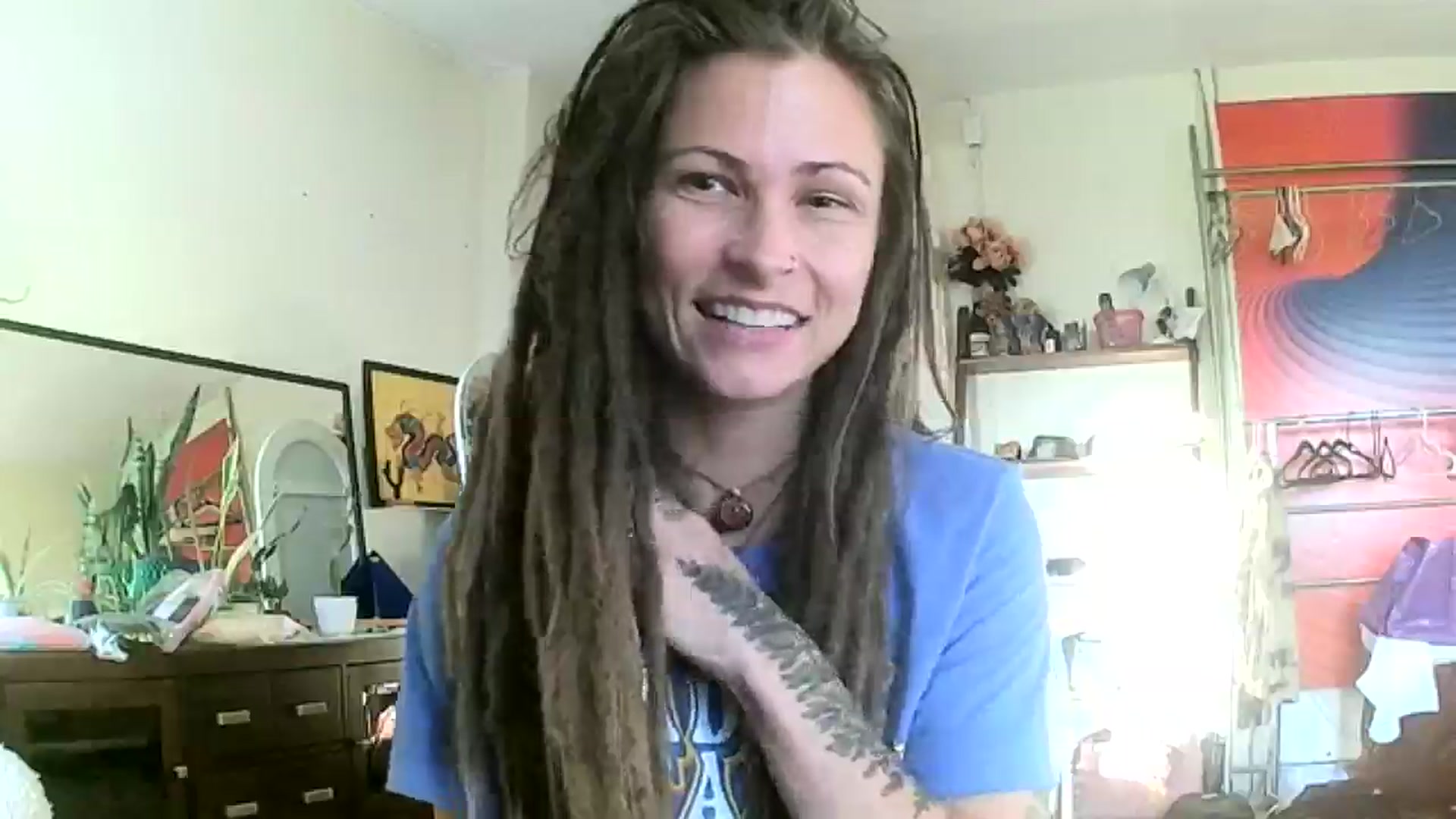Gallery image thumbnail from HugDealerrrr's myfreecams stream on, 07/30/2025, 02:49 image 3 of 20