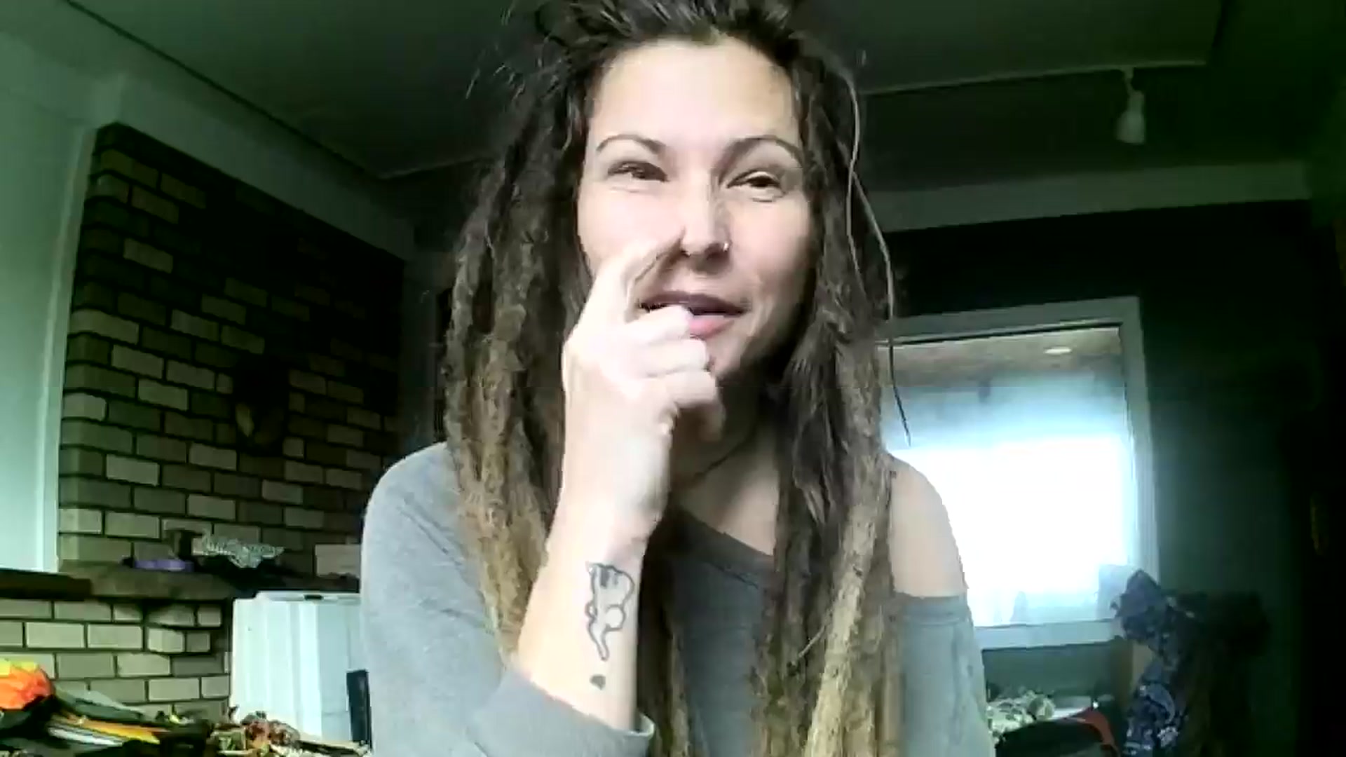 Gallery image thumbnail from HugDealerrrr's myfreecams stream on, 10/14/2025, 15:14 image 4 of 20