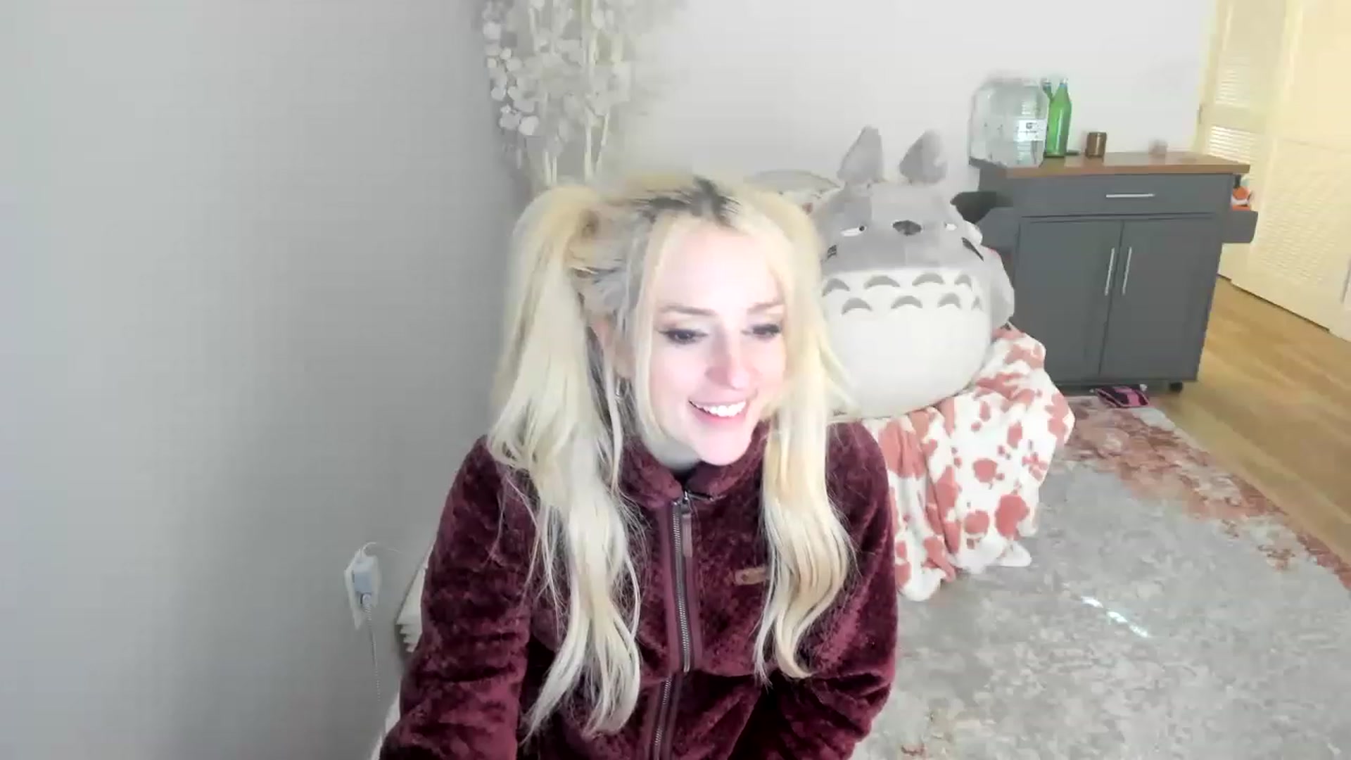 Gallery image thumbnail from HugeCOCKMilk's myfreecams stream on, 01/02/2023, 16:08 image 10 of 20